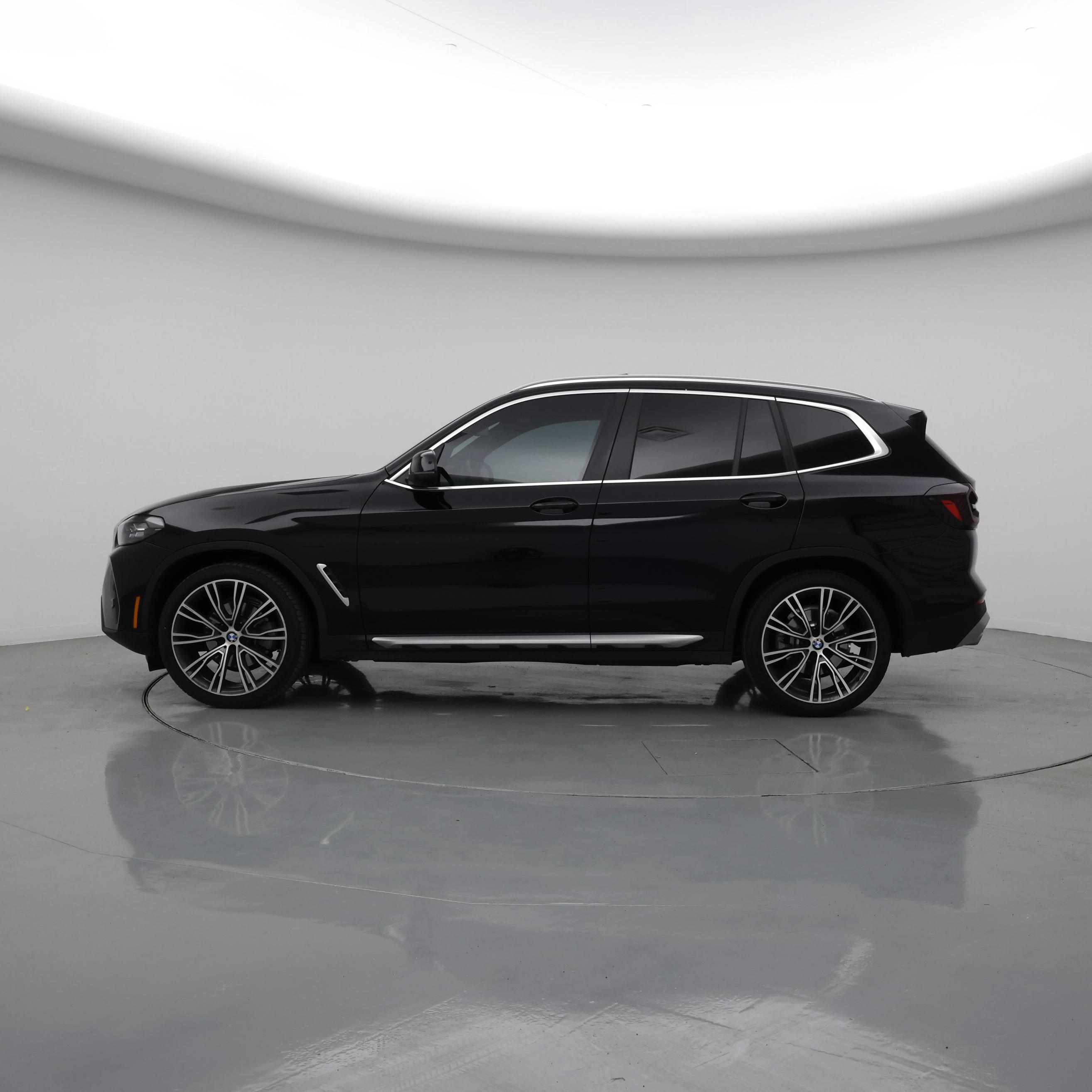 Thumbnail: 2022 BMW X3 - 3