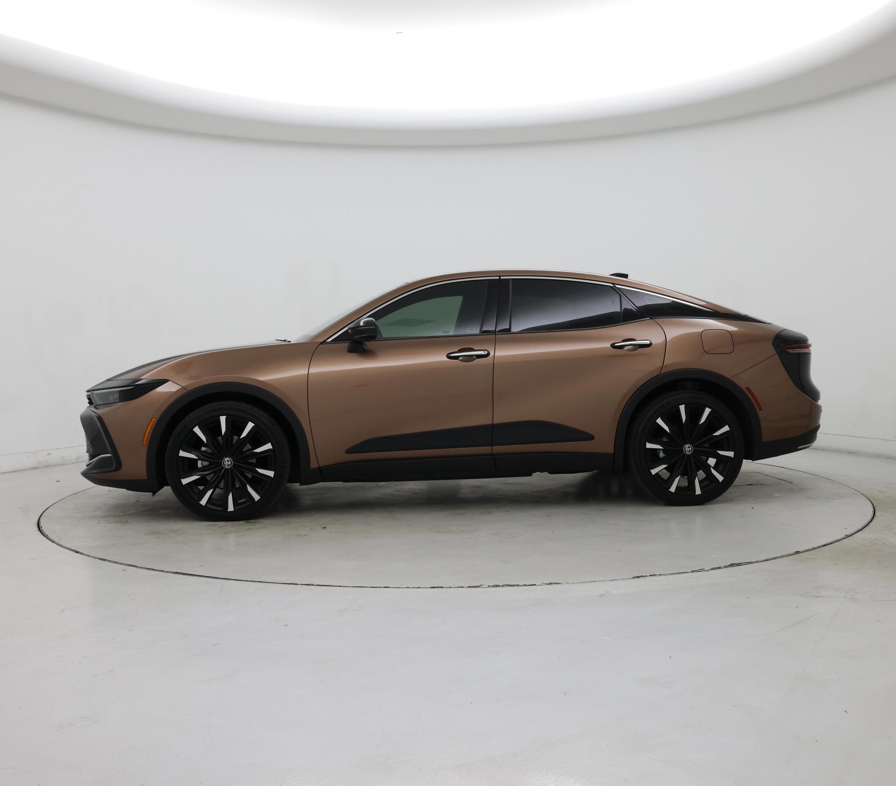 Thumbnail: 2023 Toyota Crown - 3