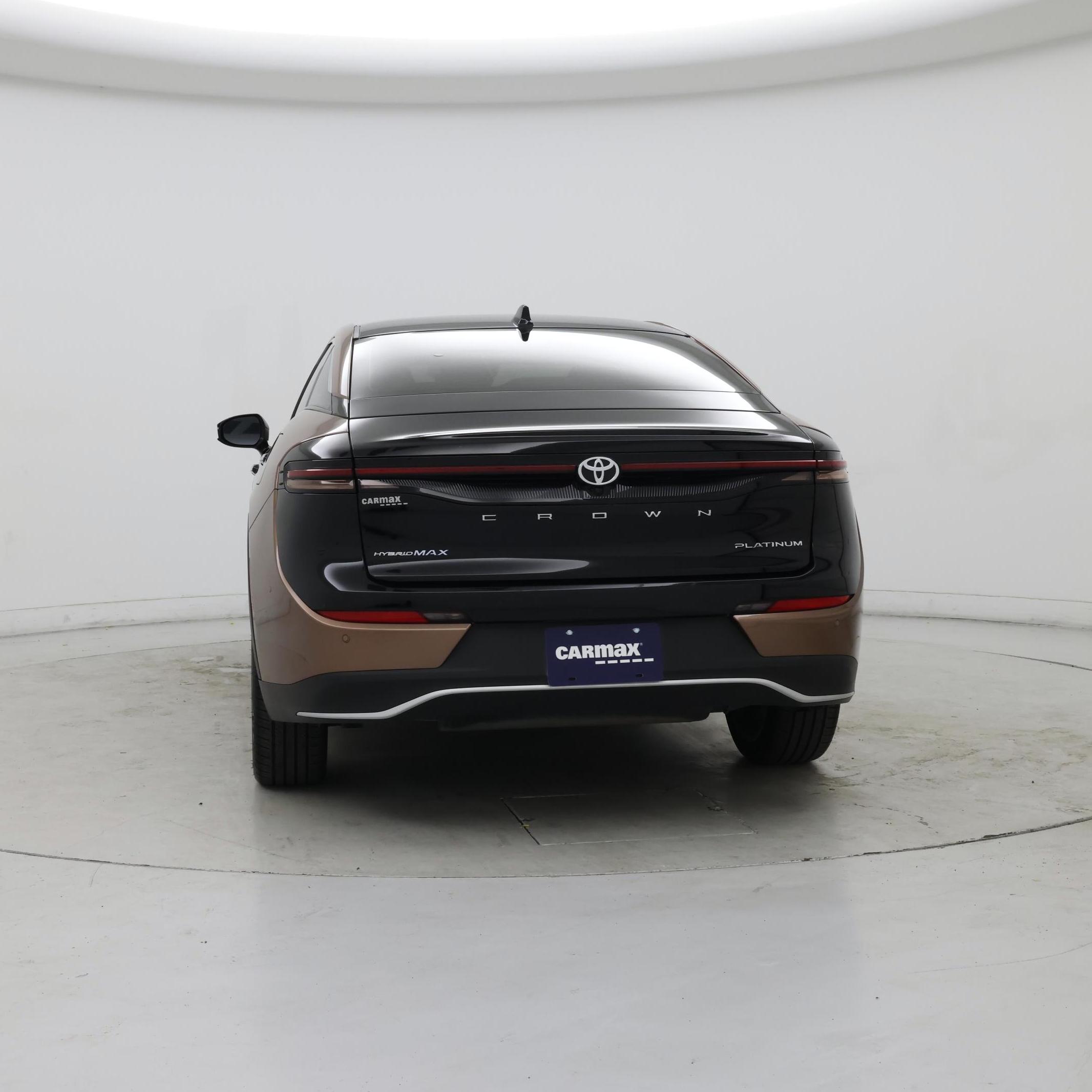 Thumbnail: 2023 Toyota Crown - 6