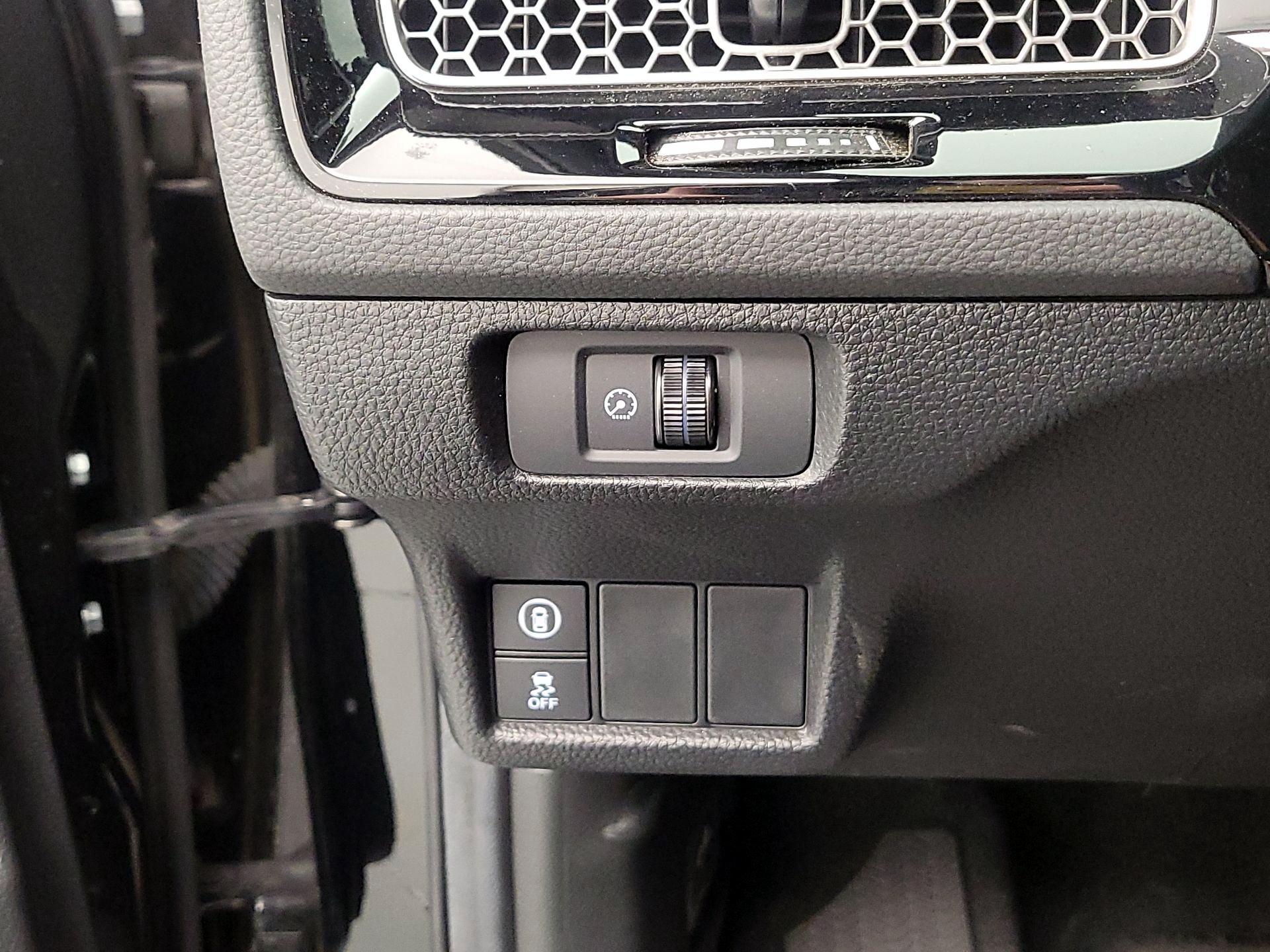 Thumbnail: 2024 Honda Civic - 13