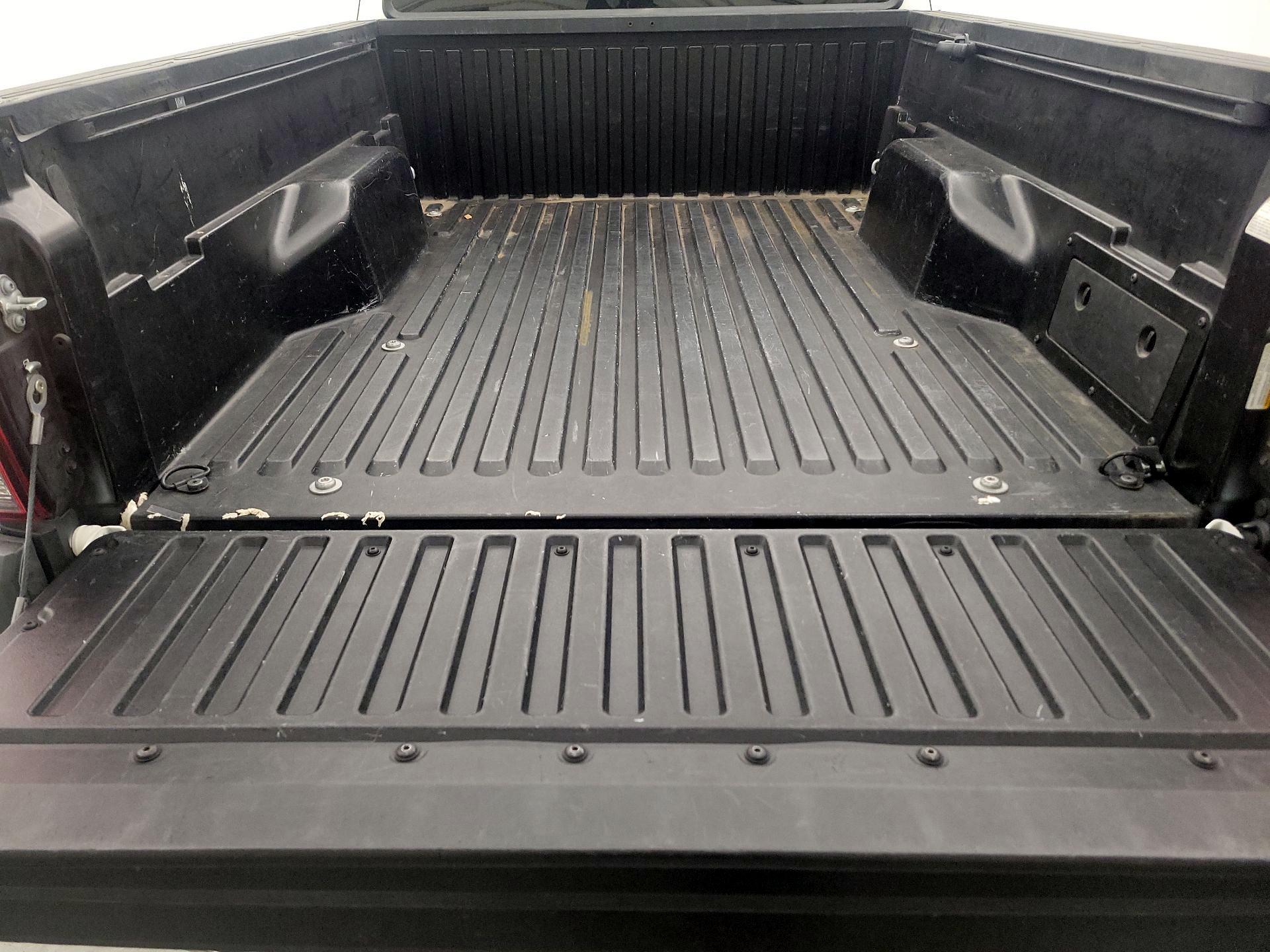 Thumbnail: 2022 Toyota Tacoma - 20