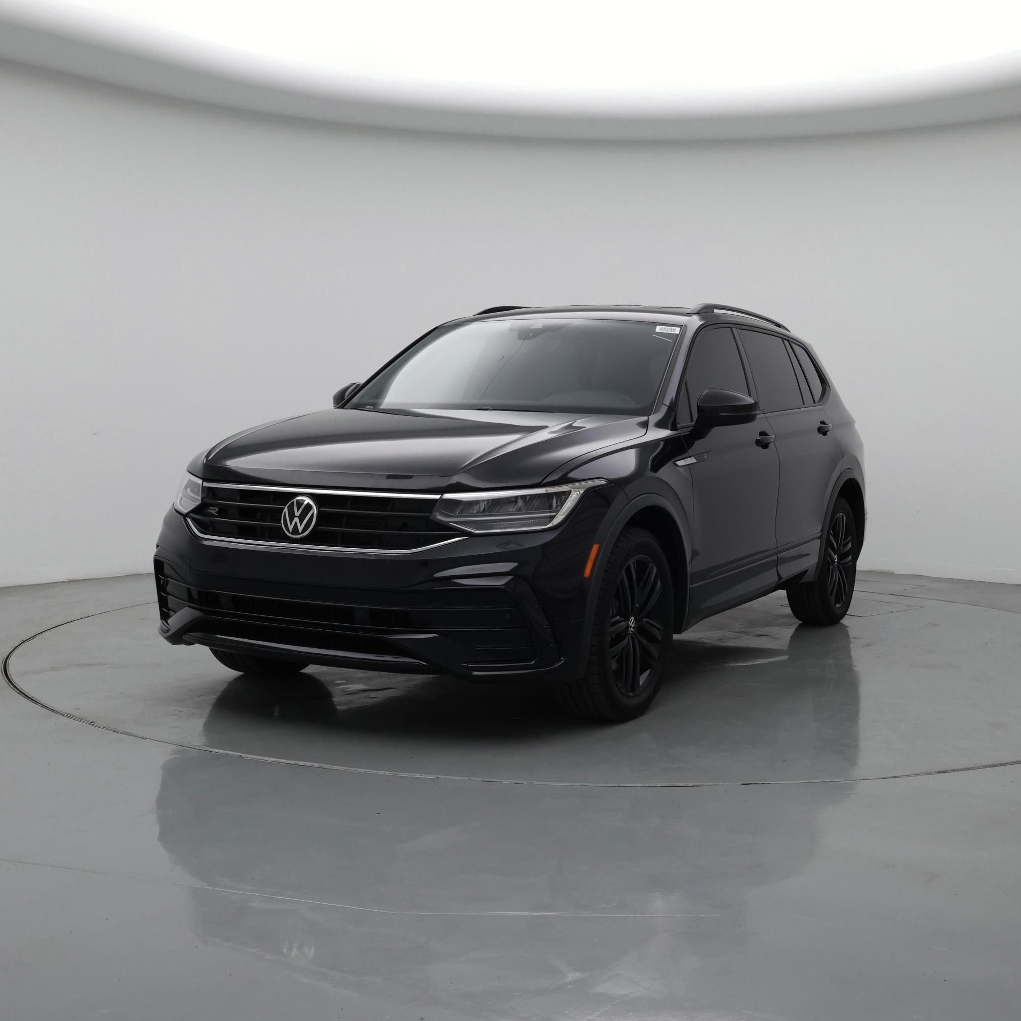 Thumbnail: 2022 Volkswagen Tiguan - 4