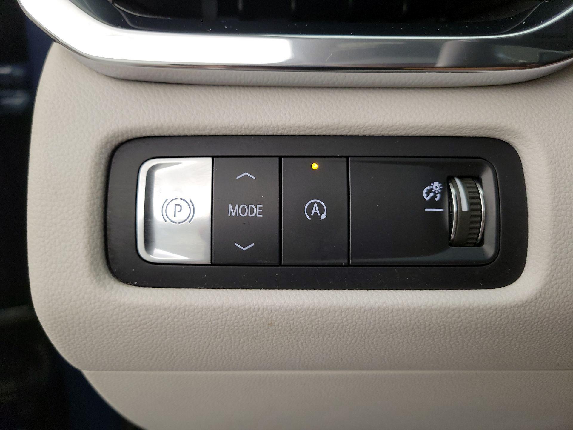 Thumbnail: 2024 GMC Acadia - 13