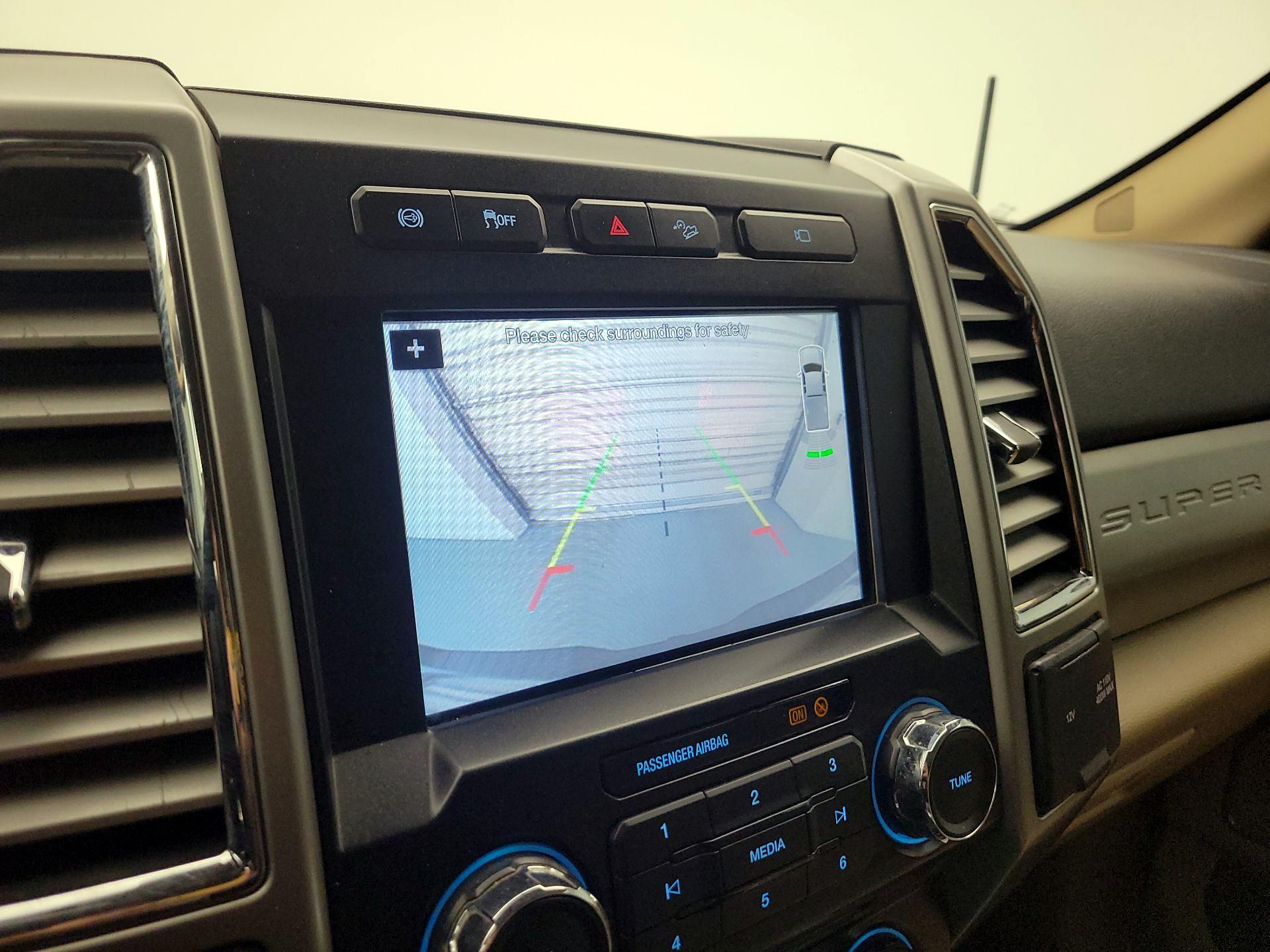 Thumbnail: 2017 Ford F-250 - 15