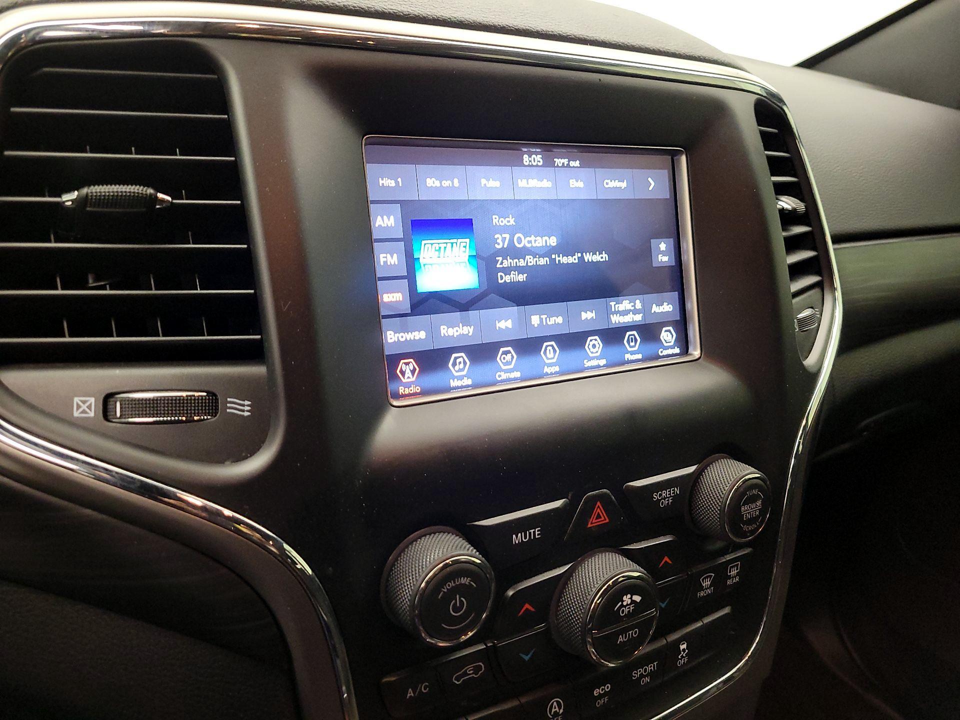 Thumbnail: 2021 Jeep Grand Cherokee - 15