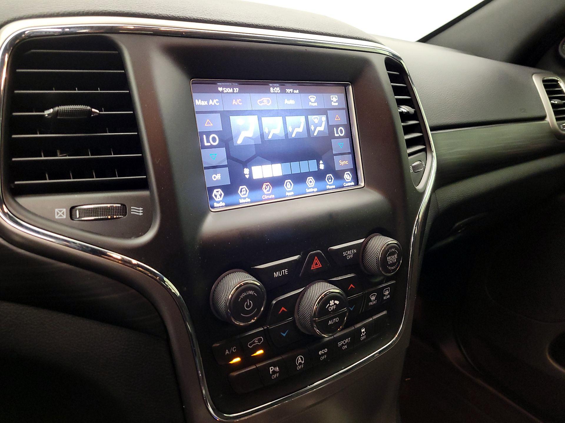 Thumbnail: 2021 Jeep Grand Cherokee - 16