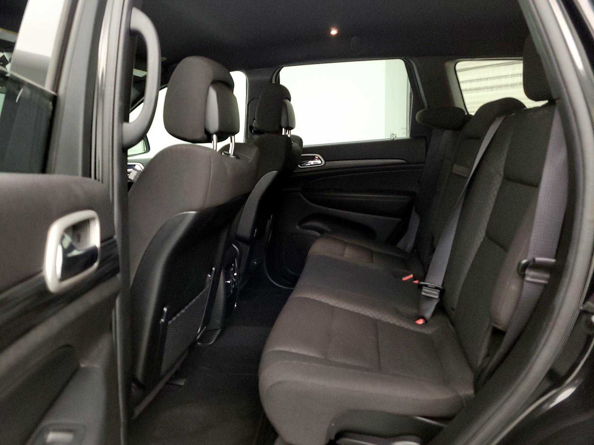 Thumbnail: 2021 Jeep Grand Cherokee - 19