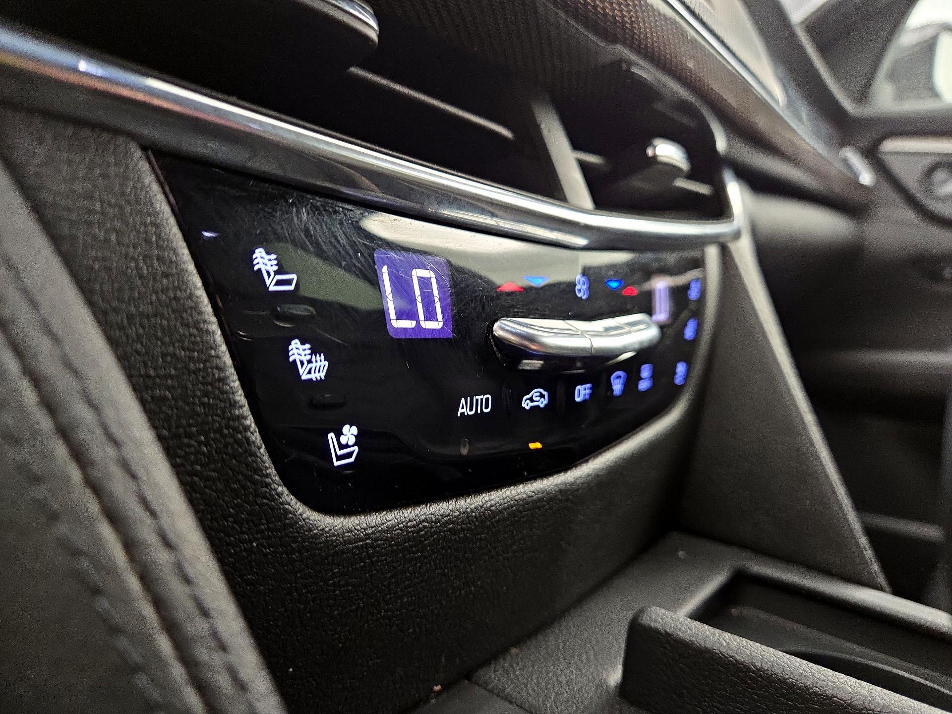 Thumbnail: 2020 Cadillac CT6 - 16