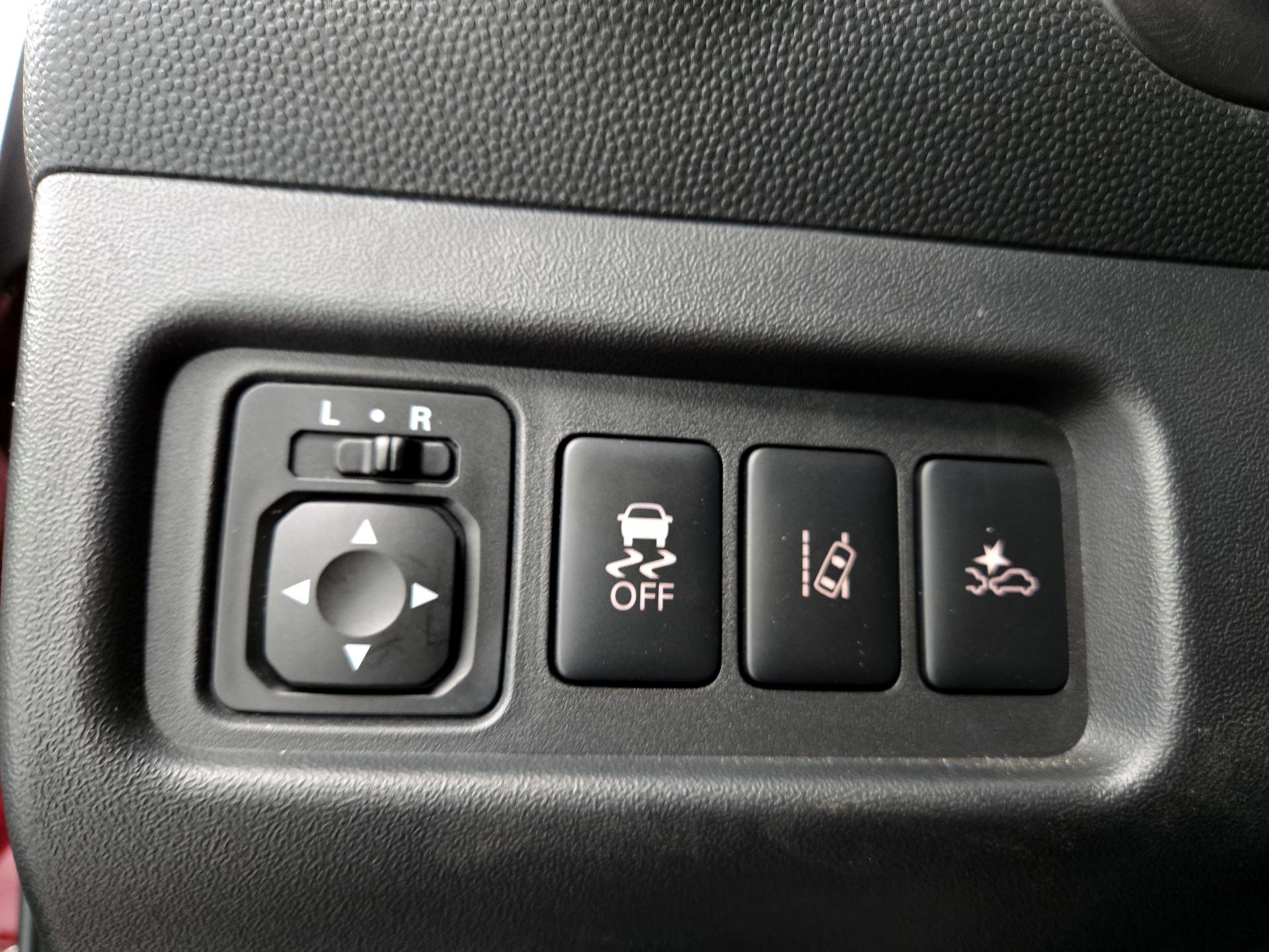 Thumbnail: 2024 Mitsubishi Mirage - 13