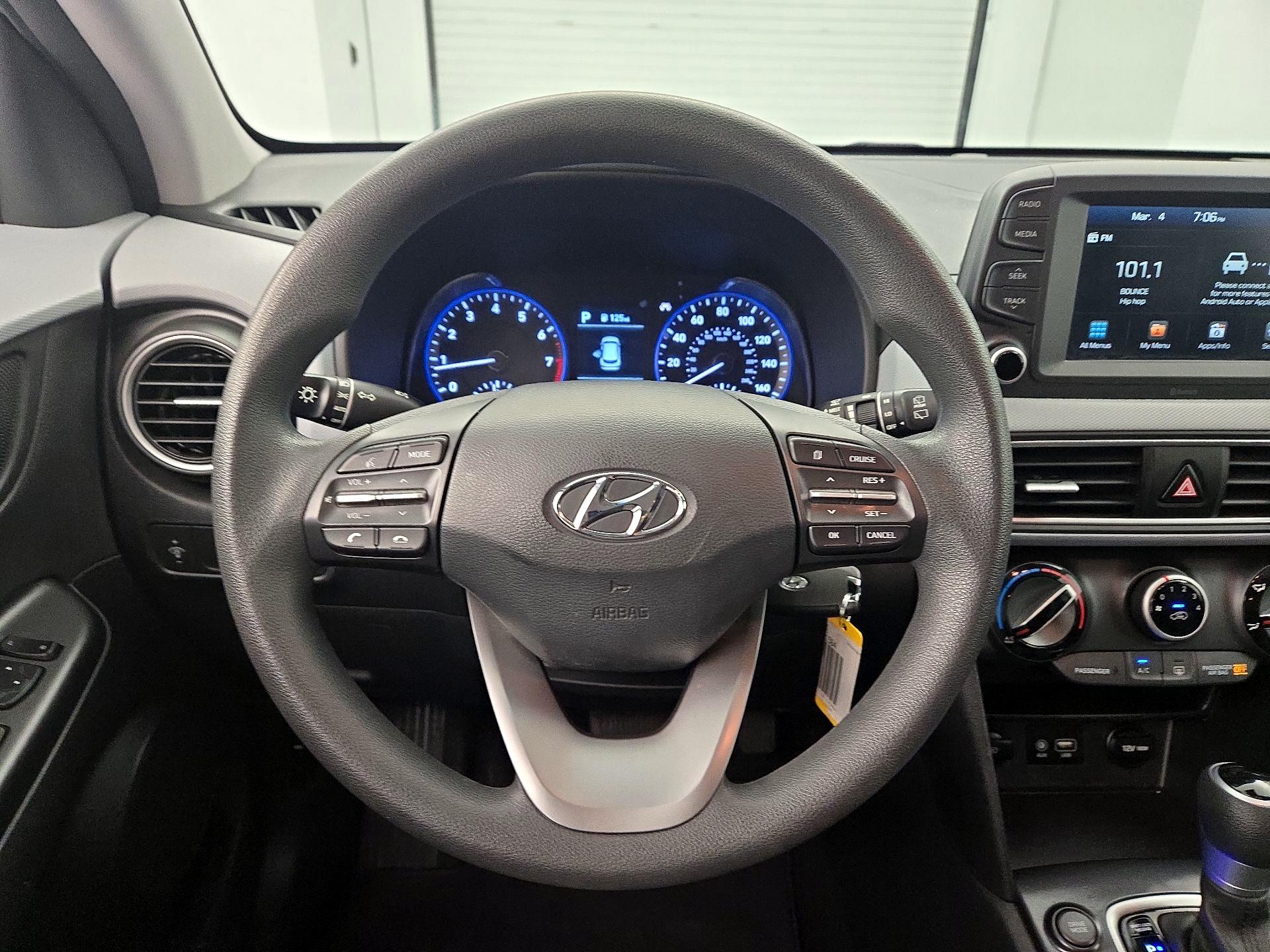 Thumbnail: 2021 Hyundai Kona - 10