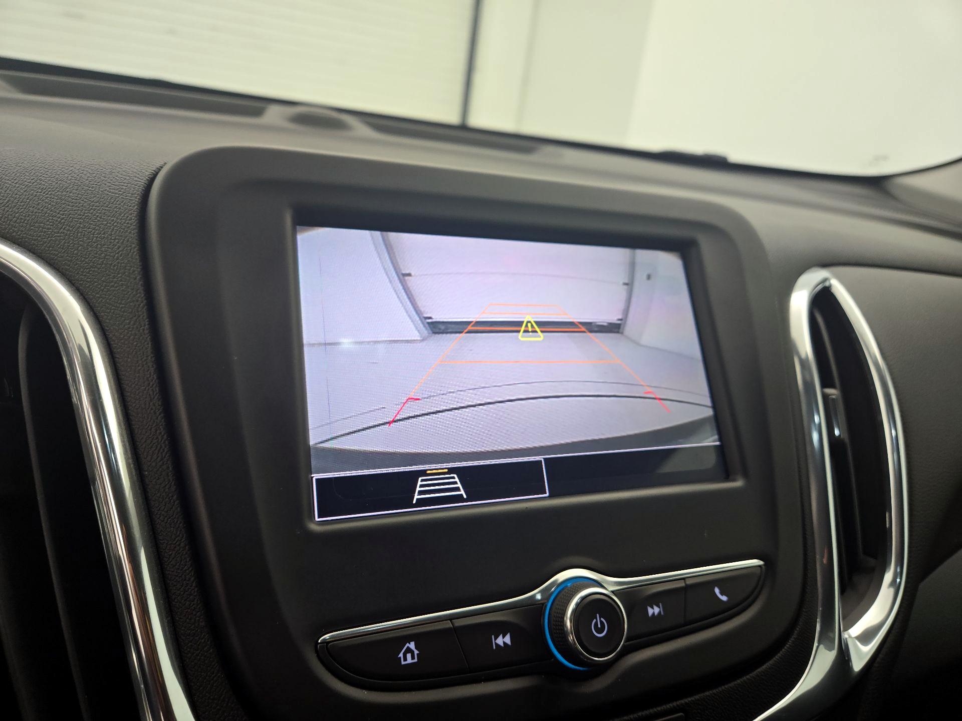 Thumbnail: 2023 Chevrolet Equinox - 14