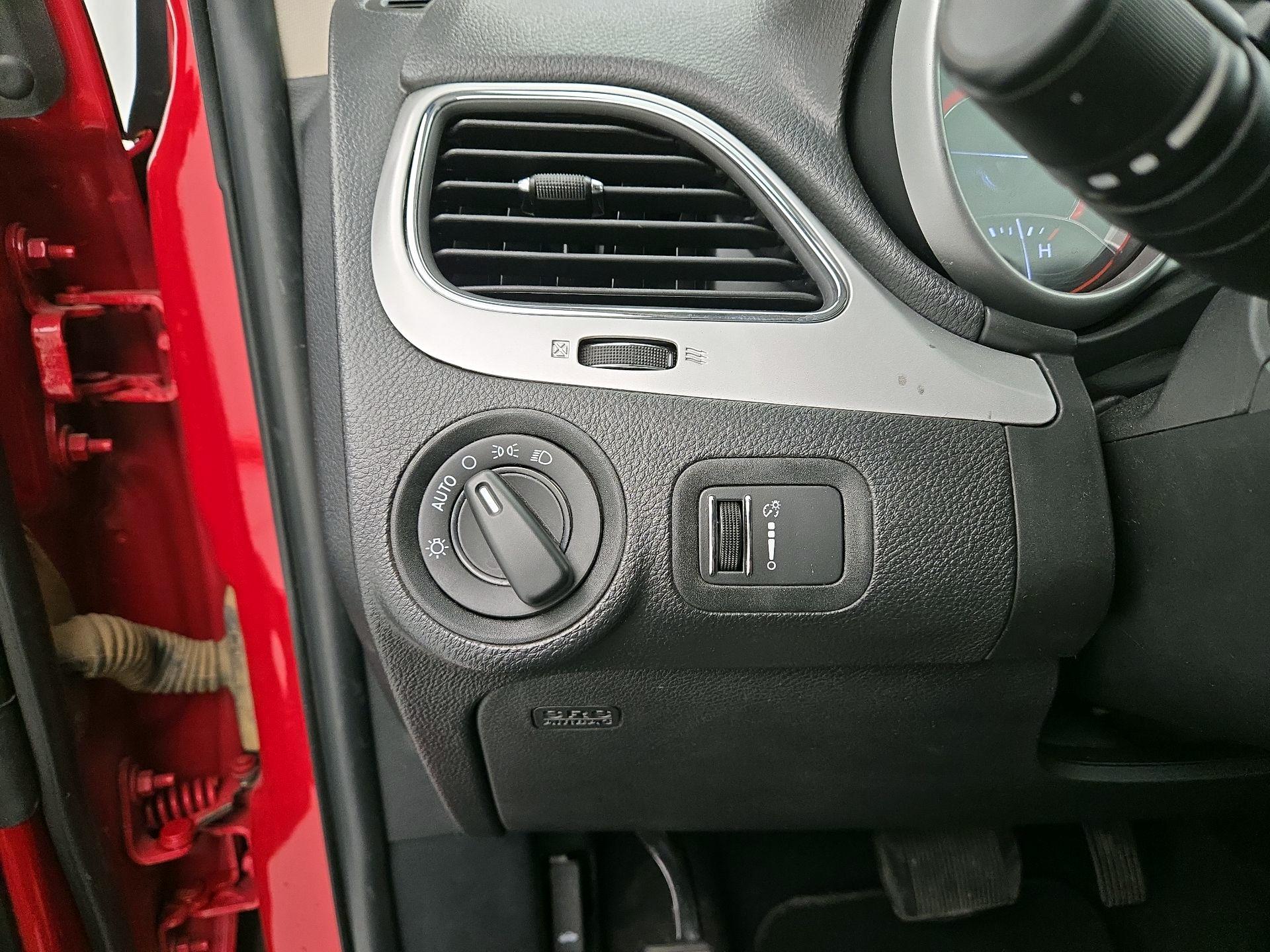 Thumbnail: 2020 Dodge Journey - 13