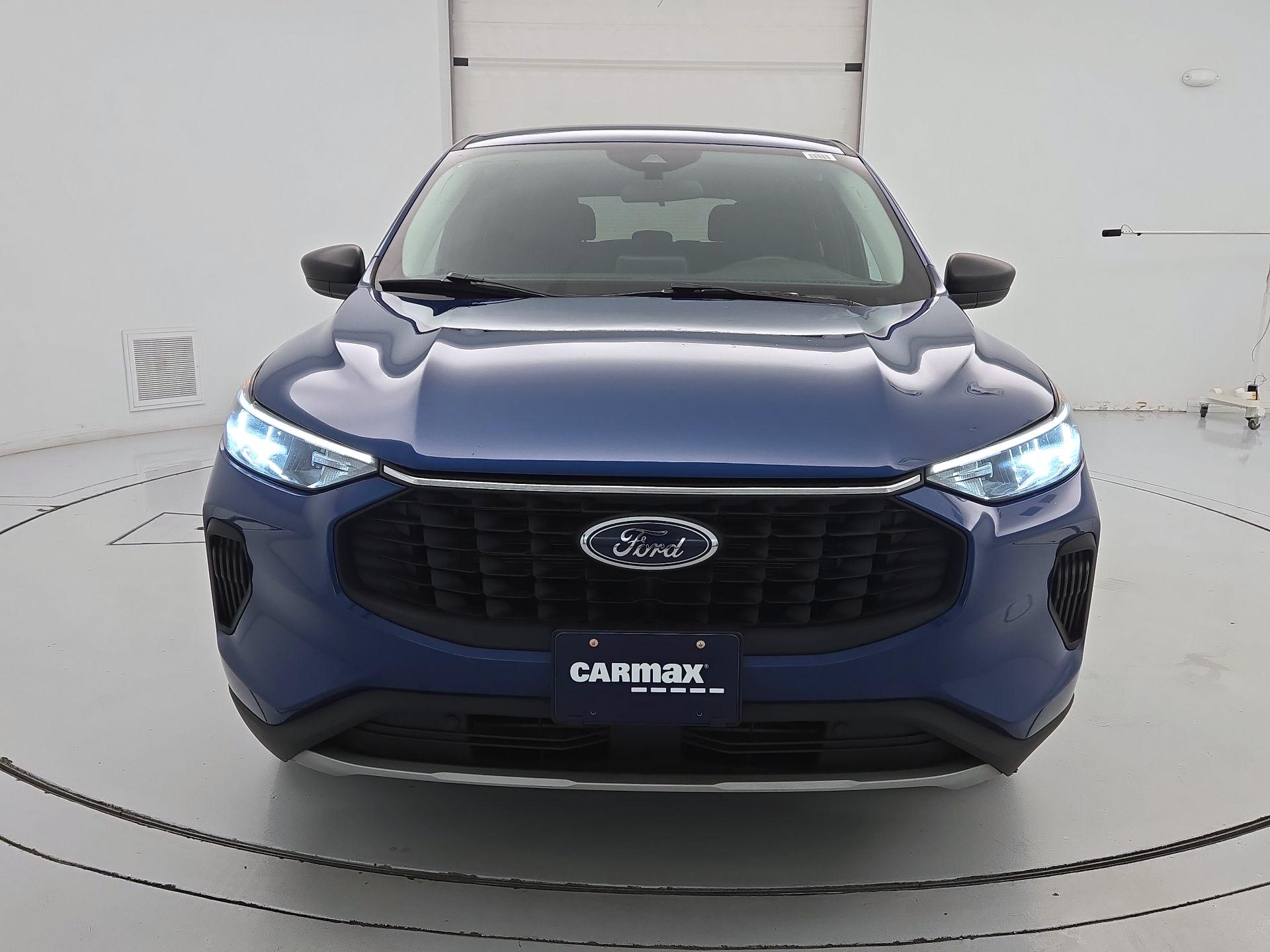 Thumbnail: 2023 Ford Escape - 2