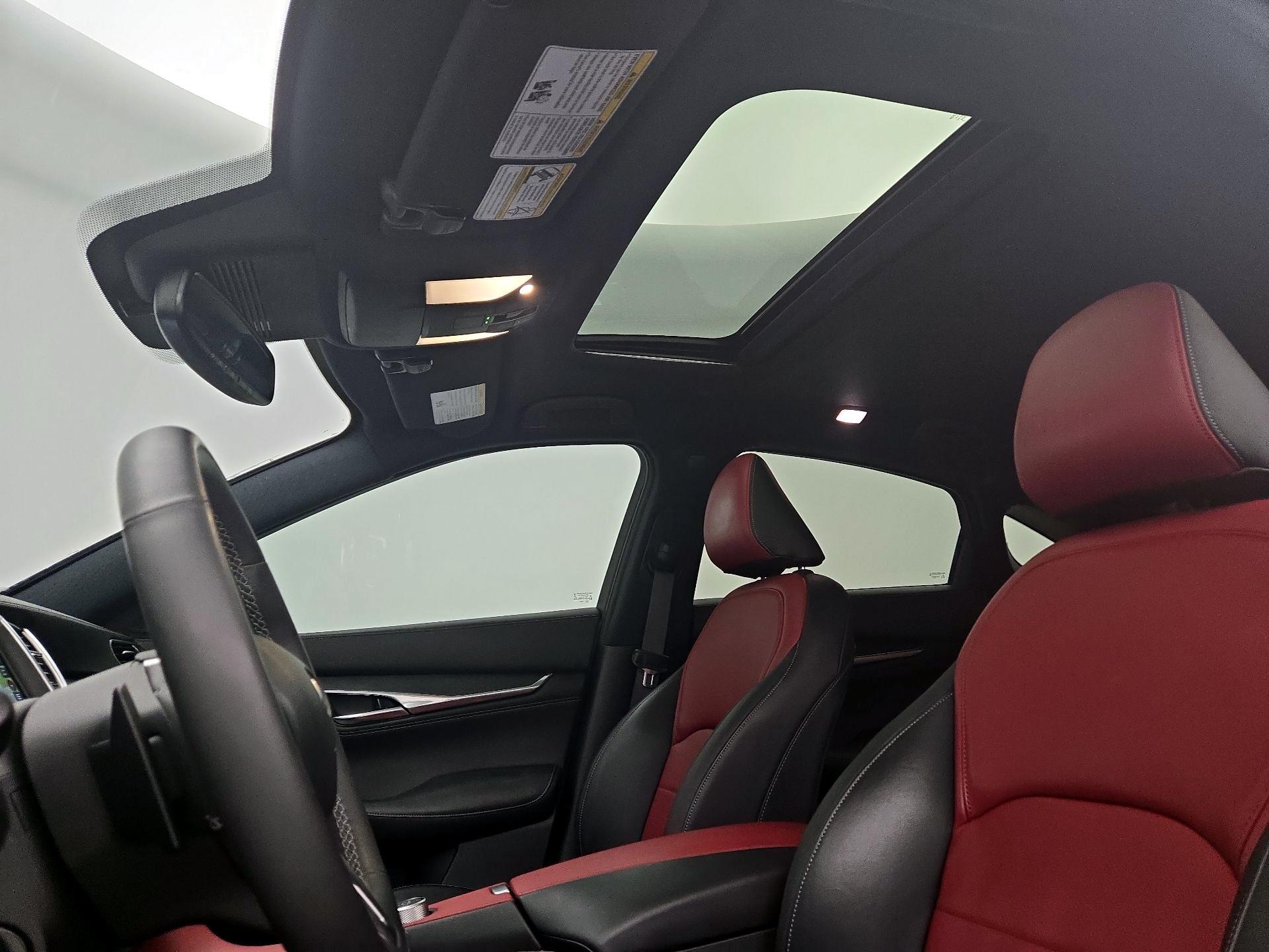 Thumbnail: 2023 INFINITI QX55 - 18