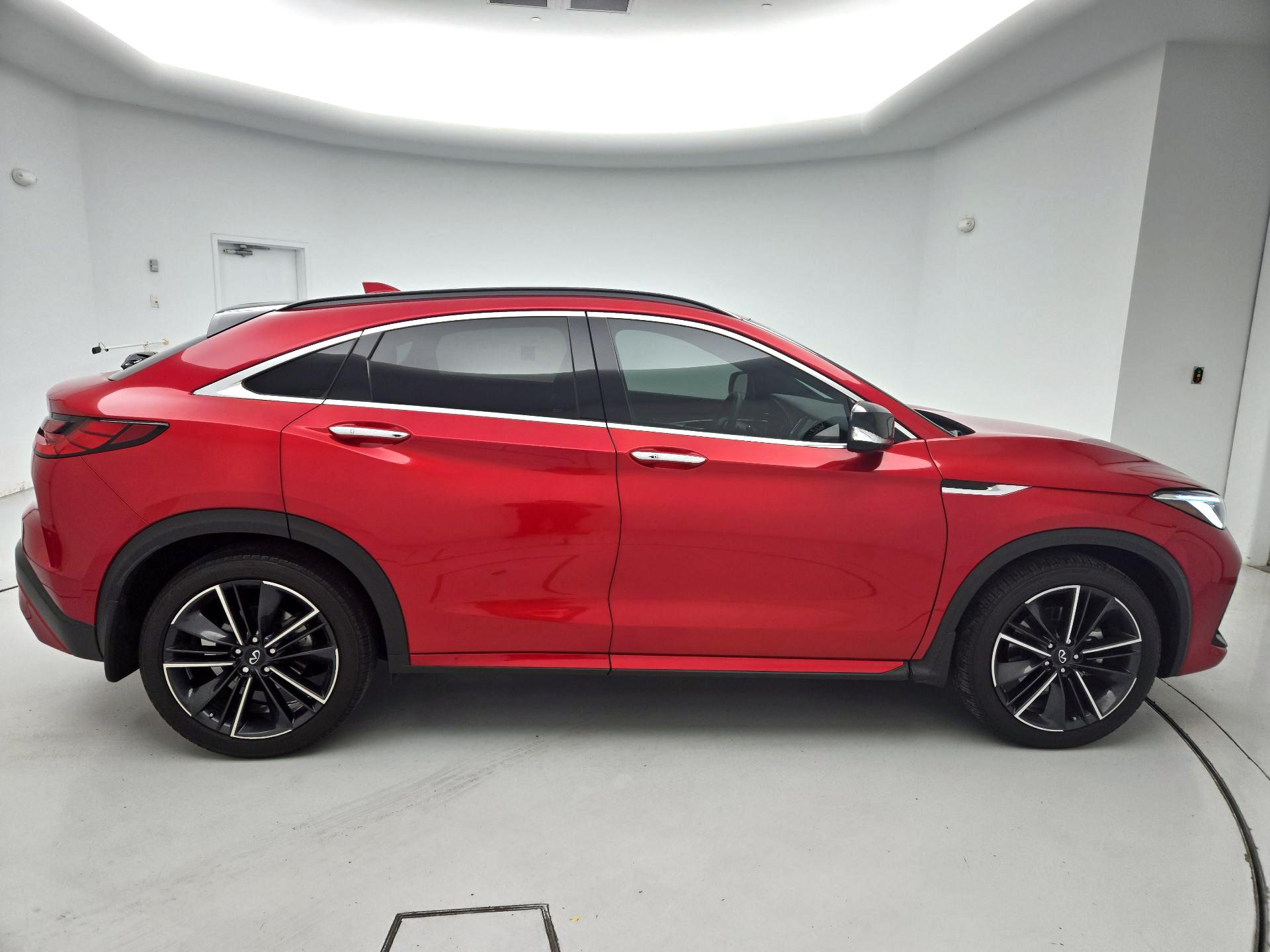 Thumbnail: 2023 INFINITI QX55 - 4