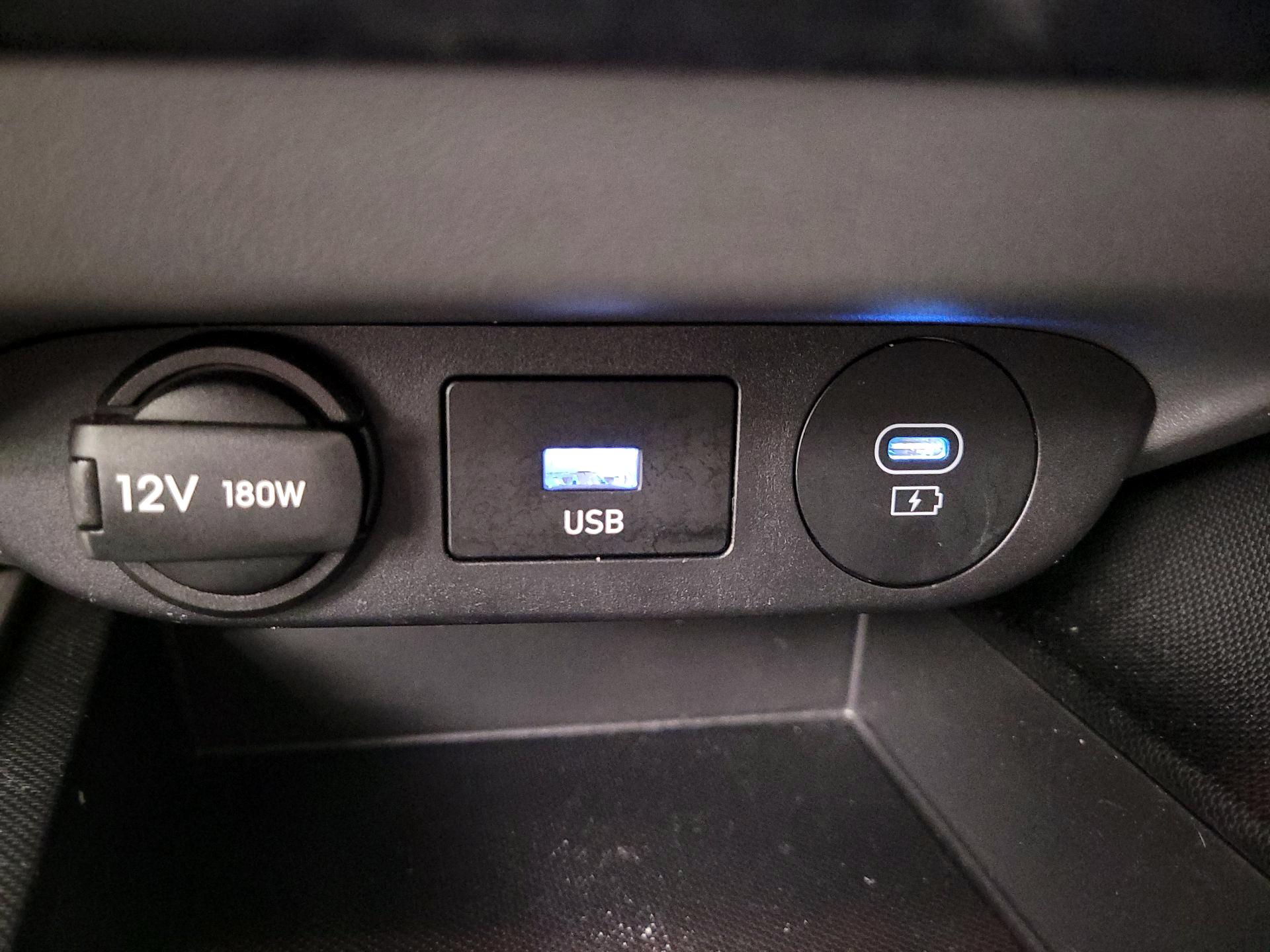 Thumbnail: 2024 Hyundai Elantra - 19