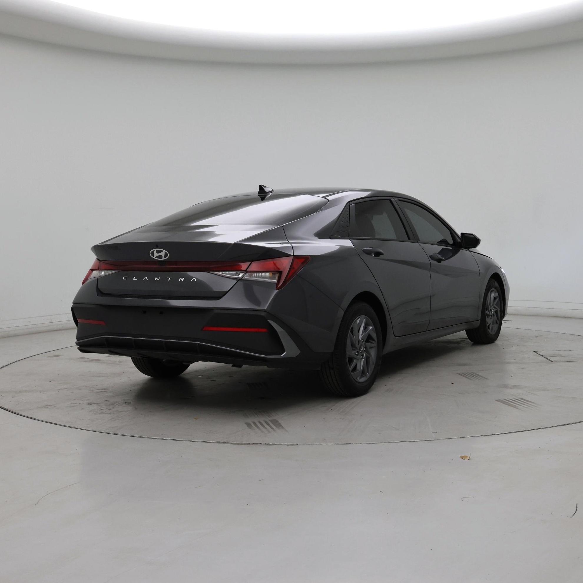 Thumbnail: 2024 Hyundai Elantra - 8