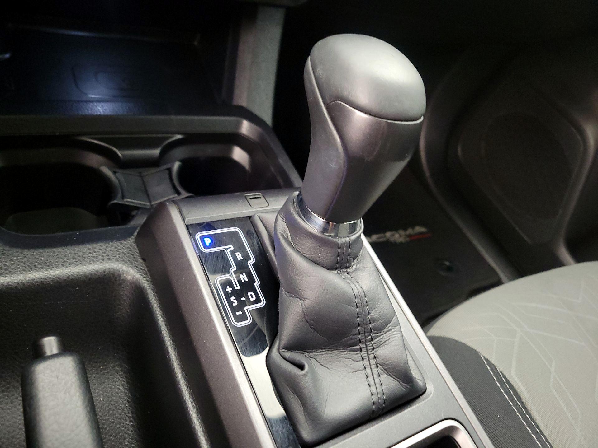 Thumbnail: 2023 Toyota Tacoma - 17