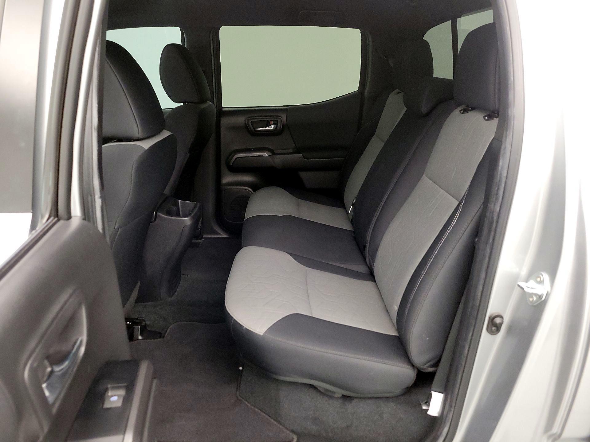 Thumbnail: 2023 Toyota Tacoma - 19