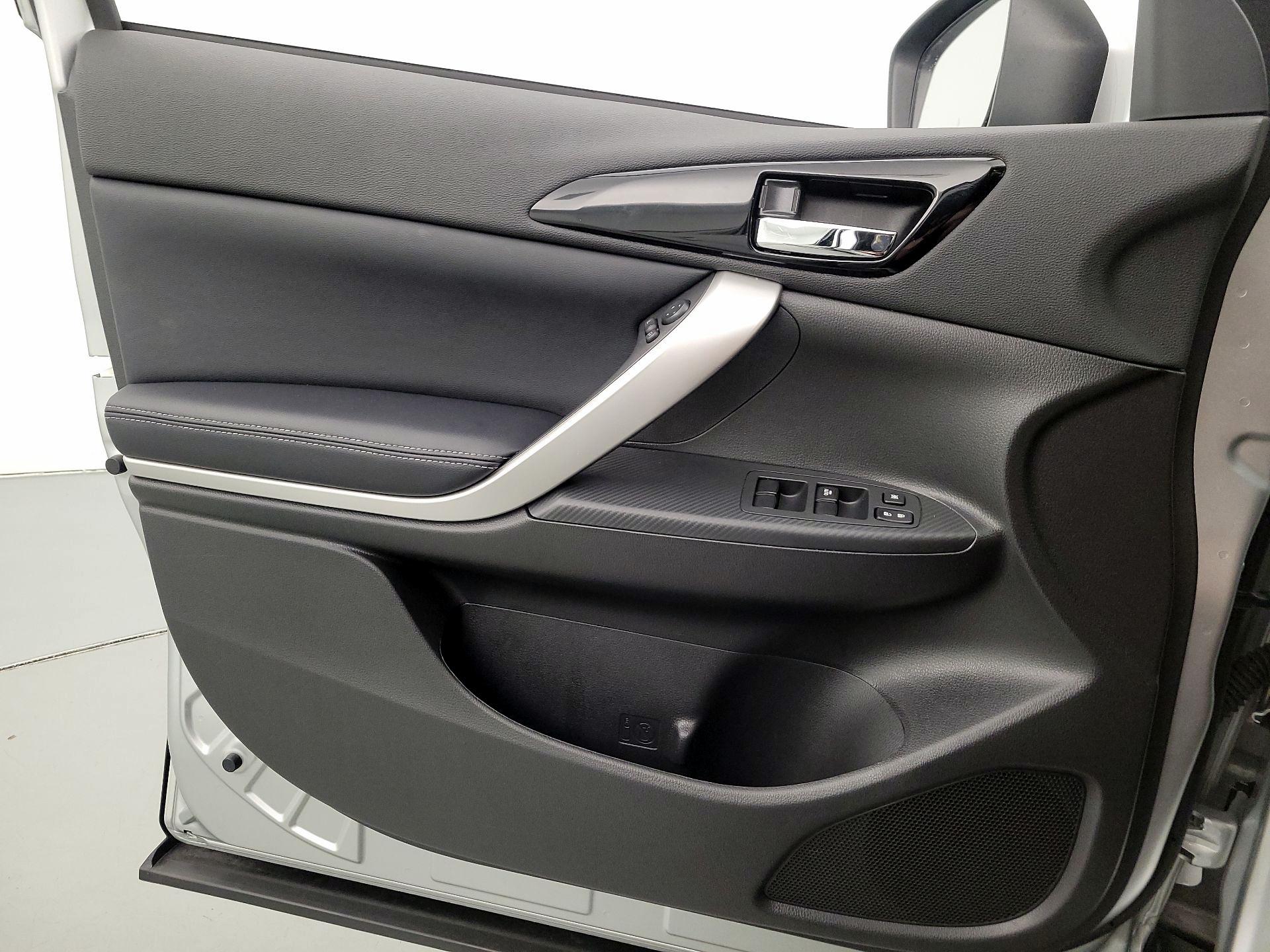 Thumbnail: 2025 Mitsubishi Eclipse Cross - 12