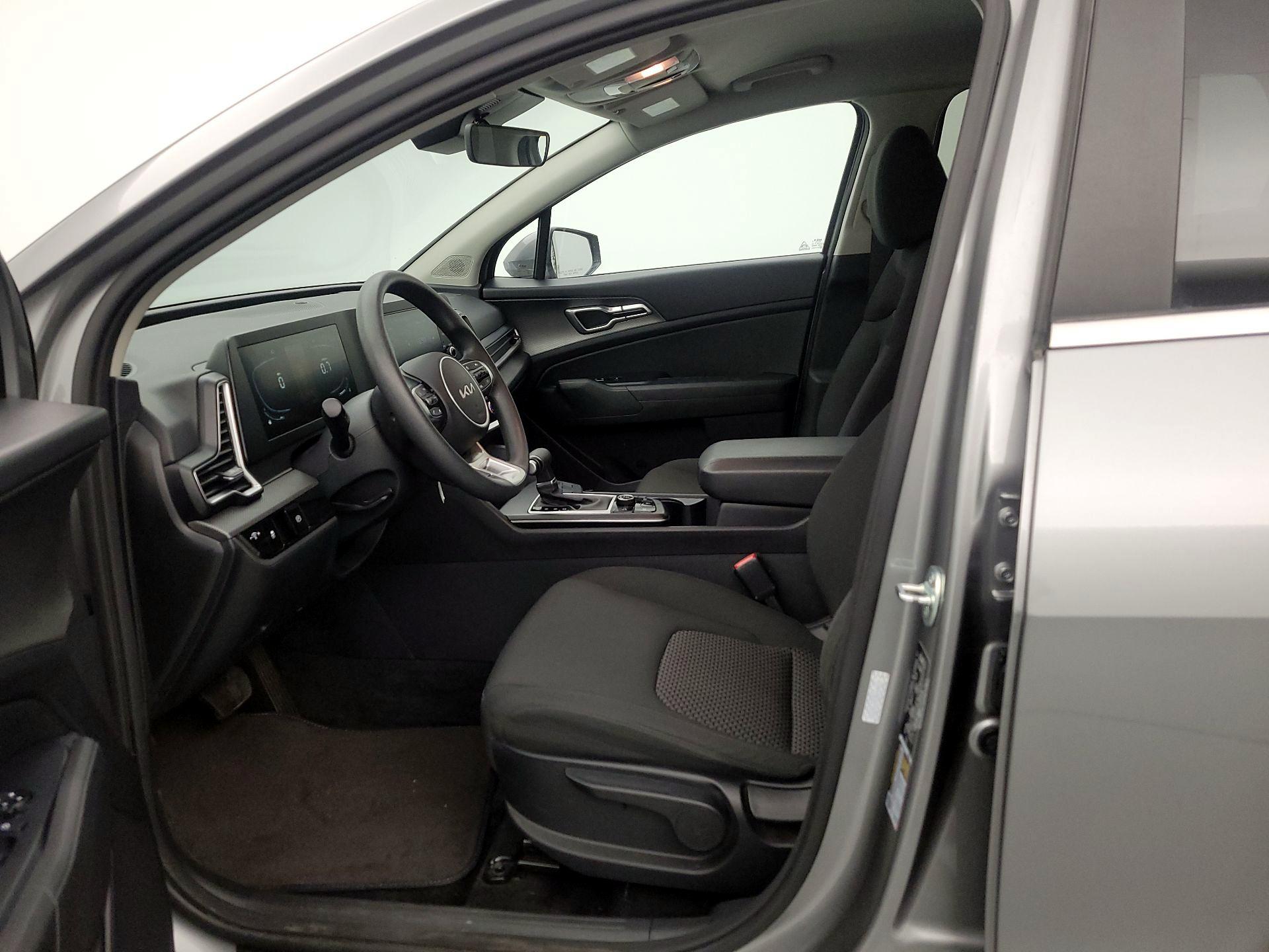 Thumbnail: 2025 Kia Sportage - 11