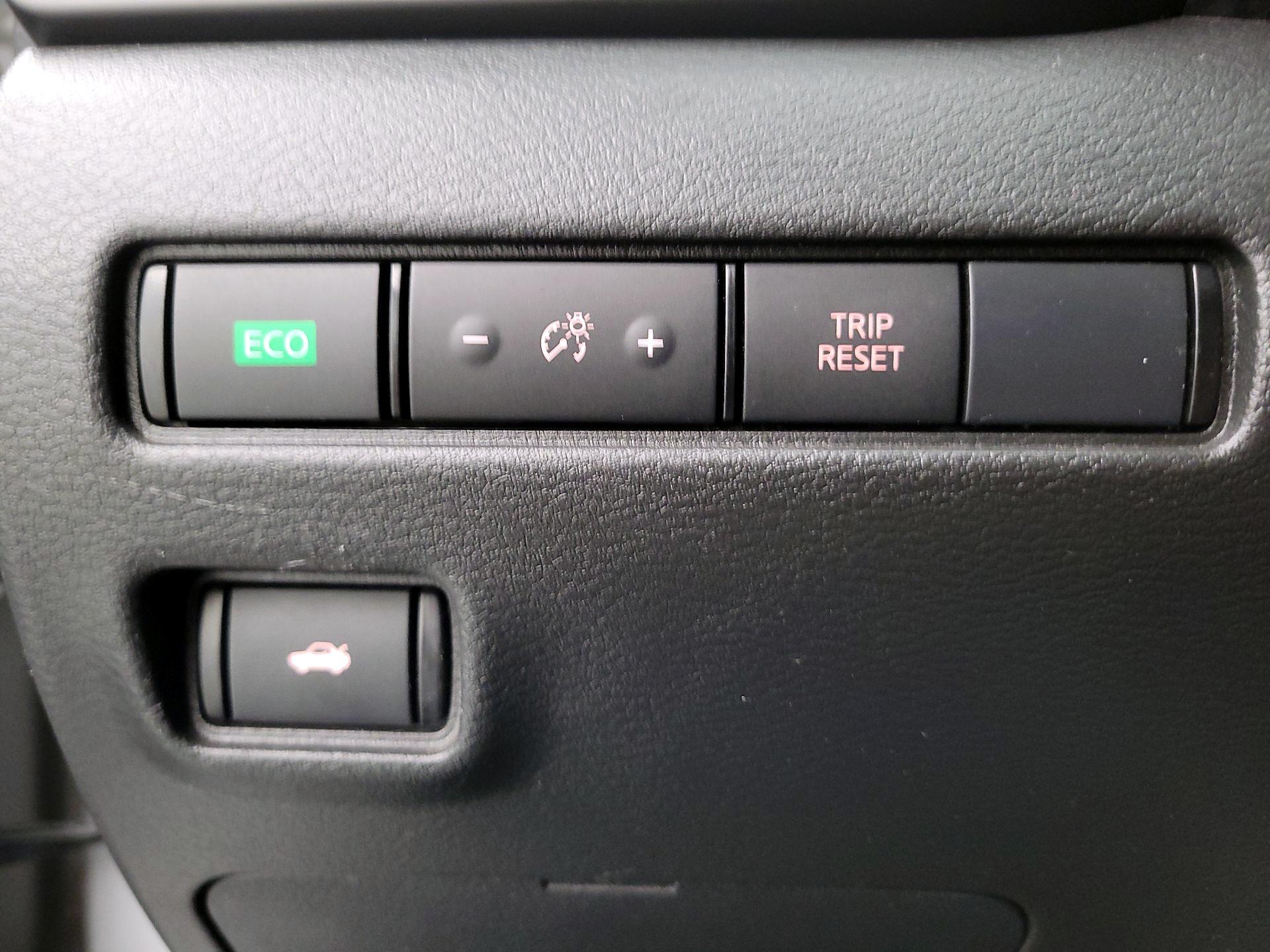 Thumbnail: 2022 Nissan Sentra - 13