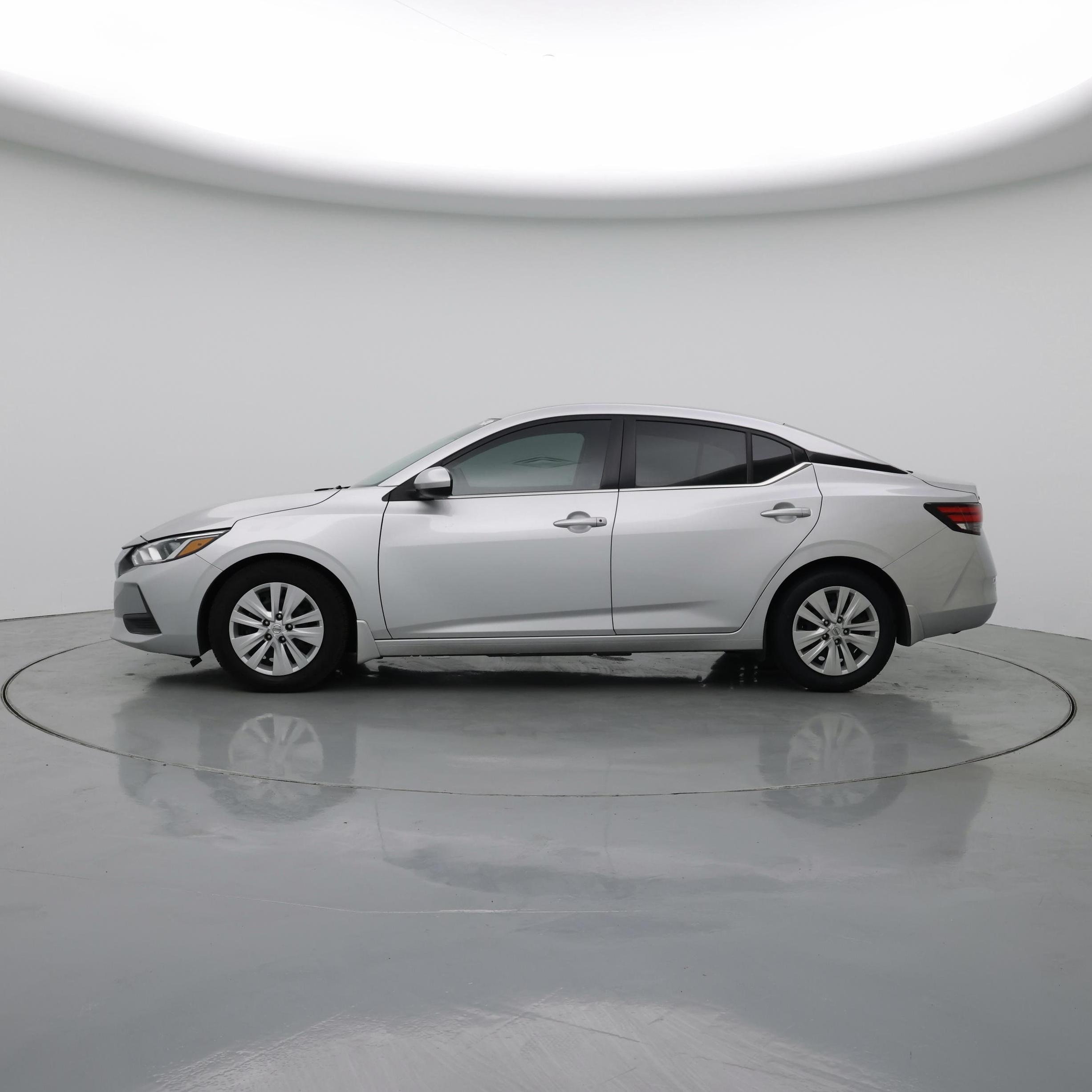 Thumbnail: 2022 Nissan Sentra - 3