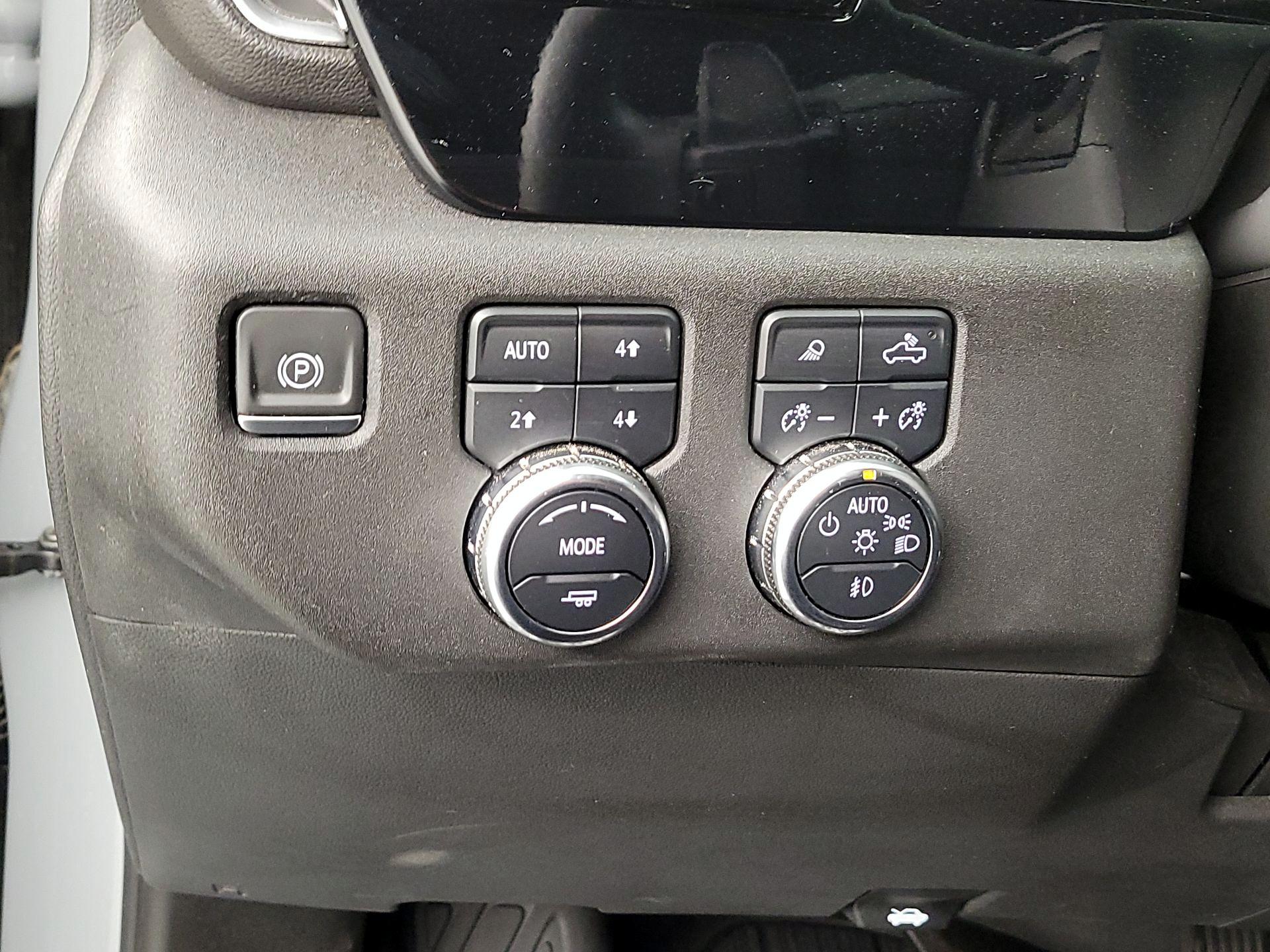 Thumbnail: 2024 GMC Sierra 1500 - 13