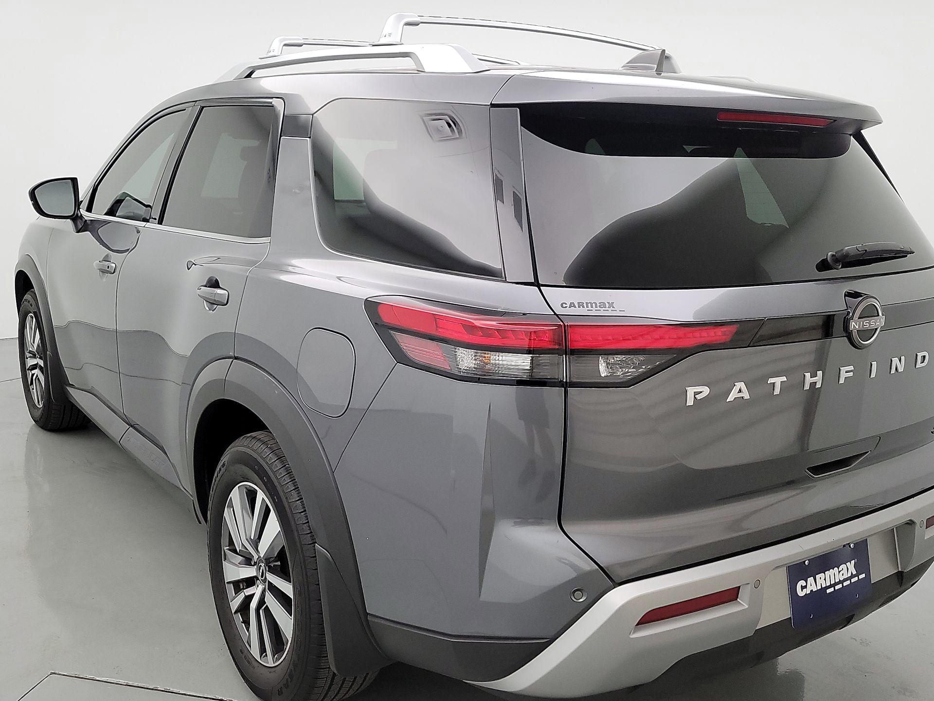 Thumbnail: 2022 Nissan Pathfinder - 7