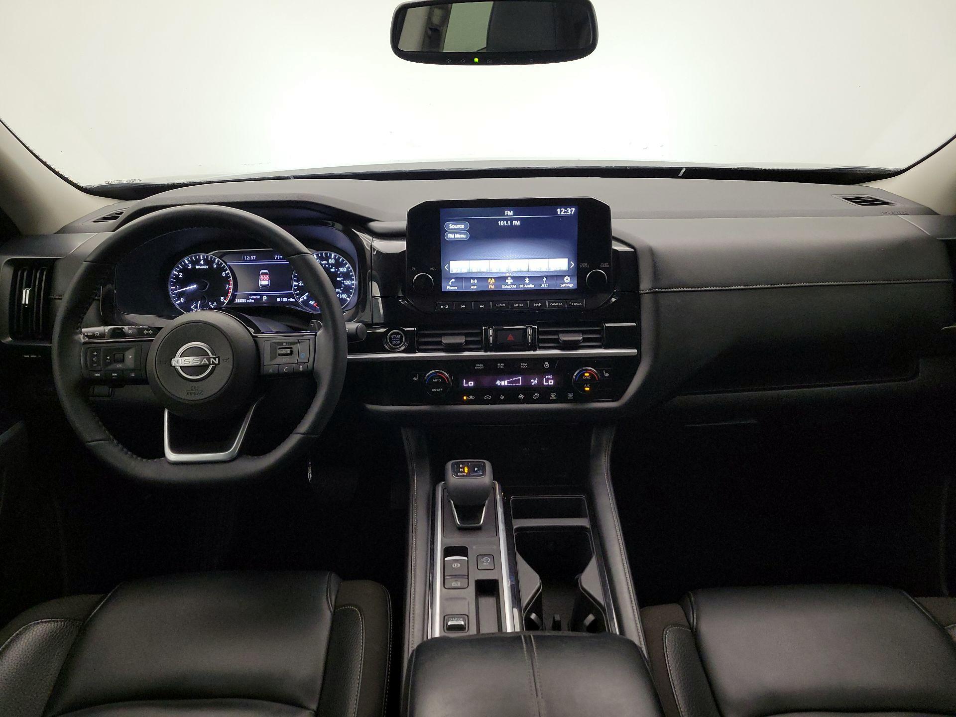 Thumbnail: 2022 Nissan Pathfinder - 8
