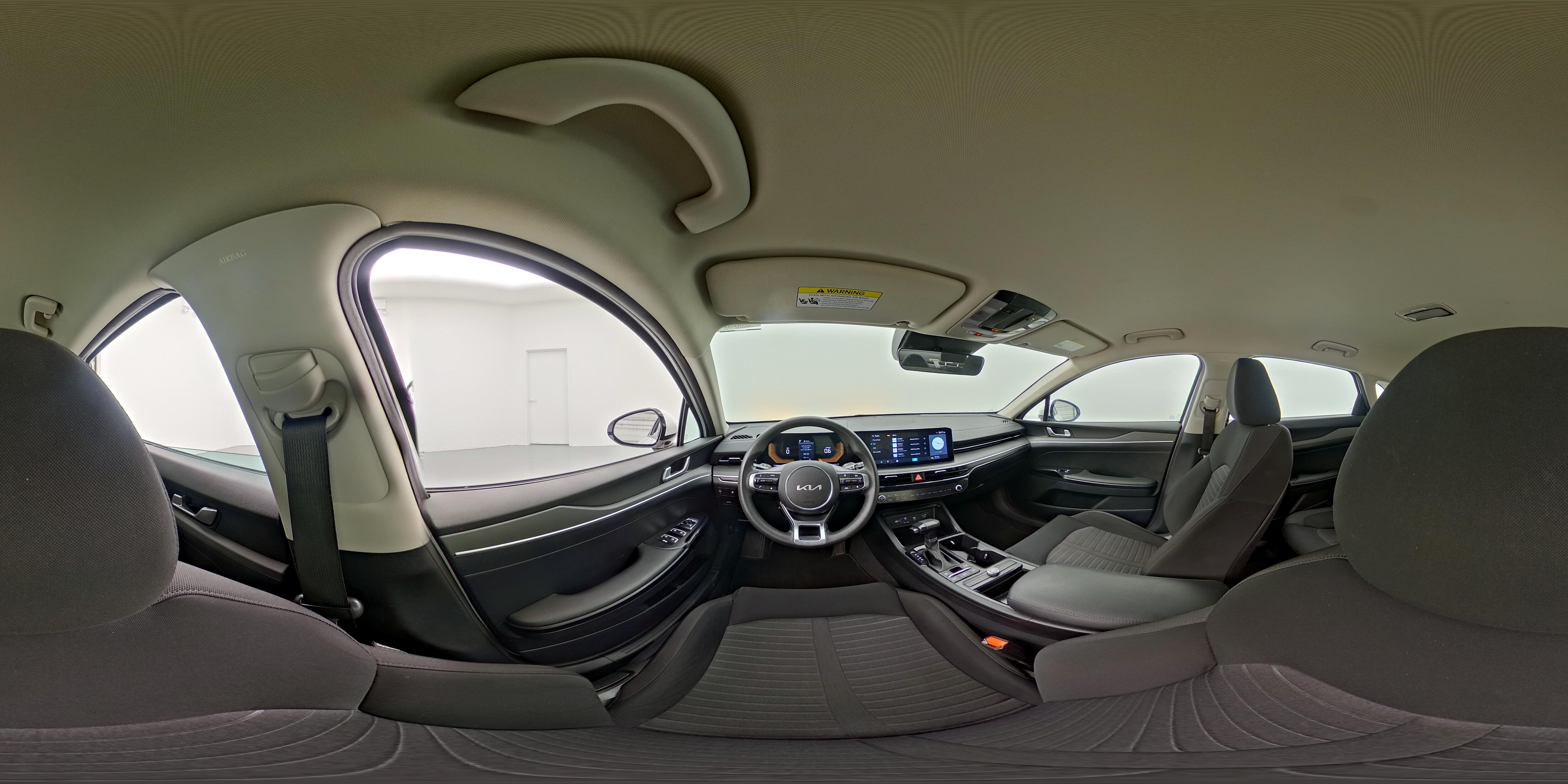 2025 Kia K5 LXS - Photo 26