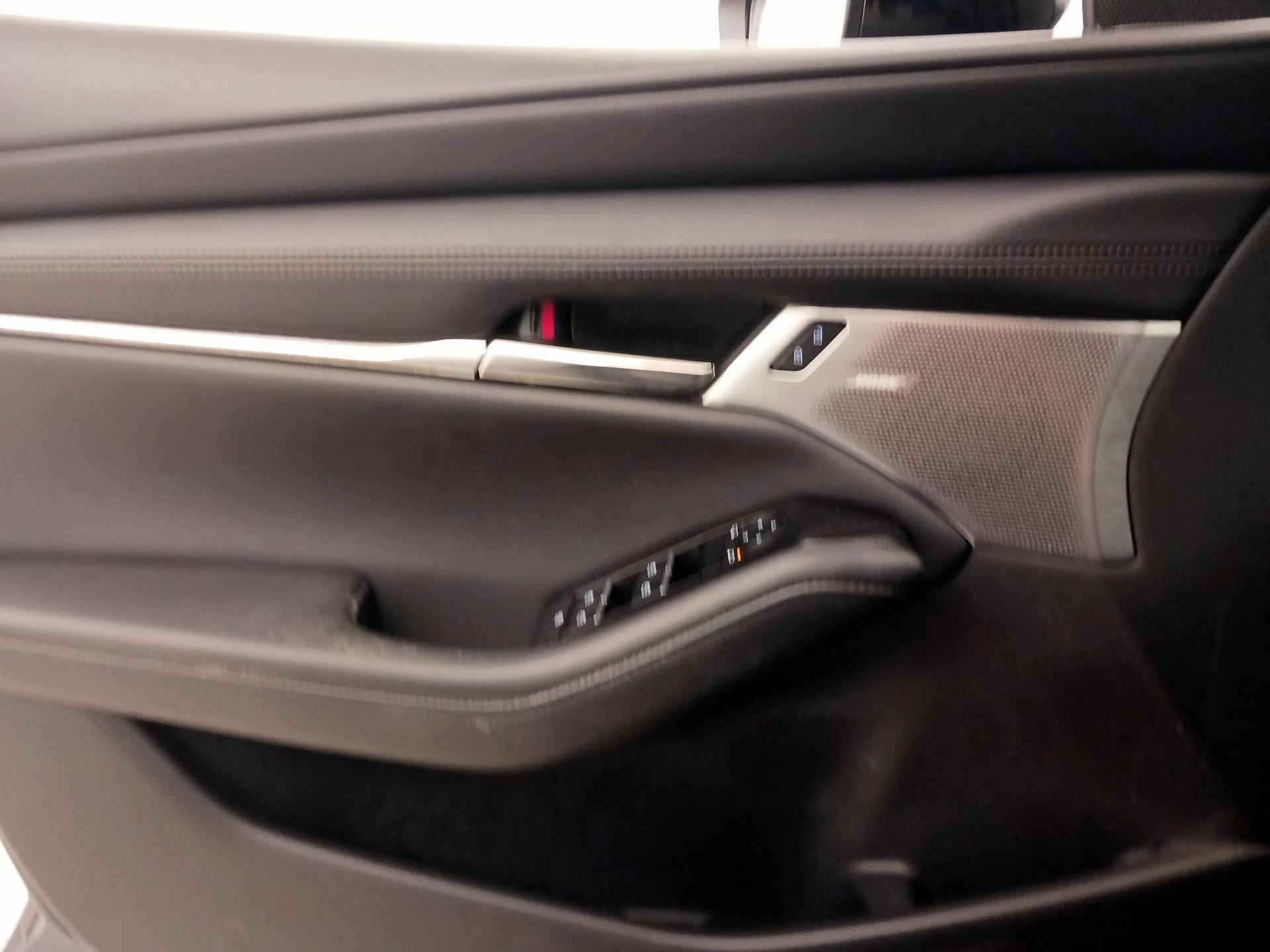 Thumbnail: 2022 Mazda Mazda3 - 12