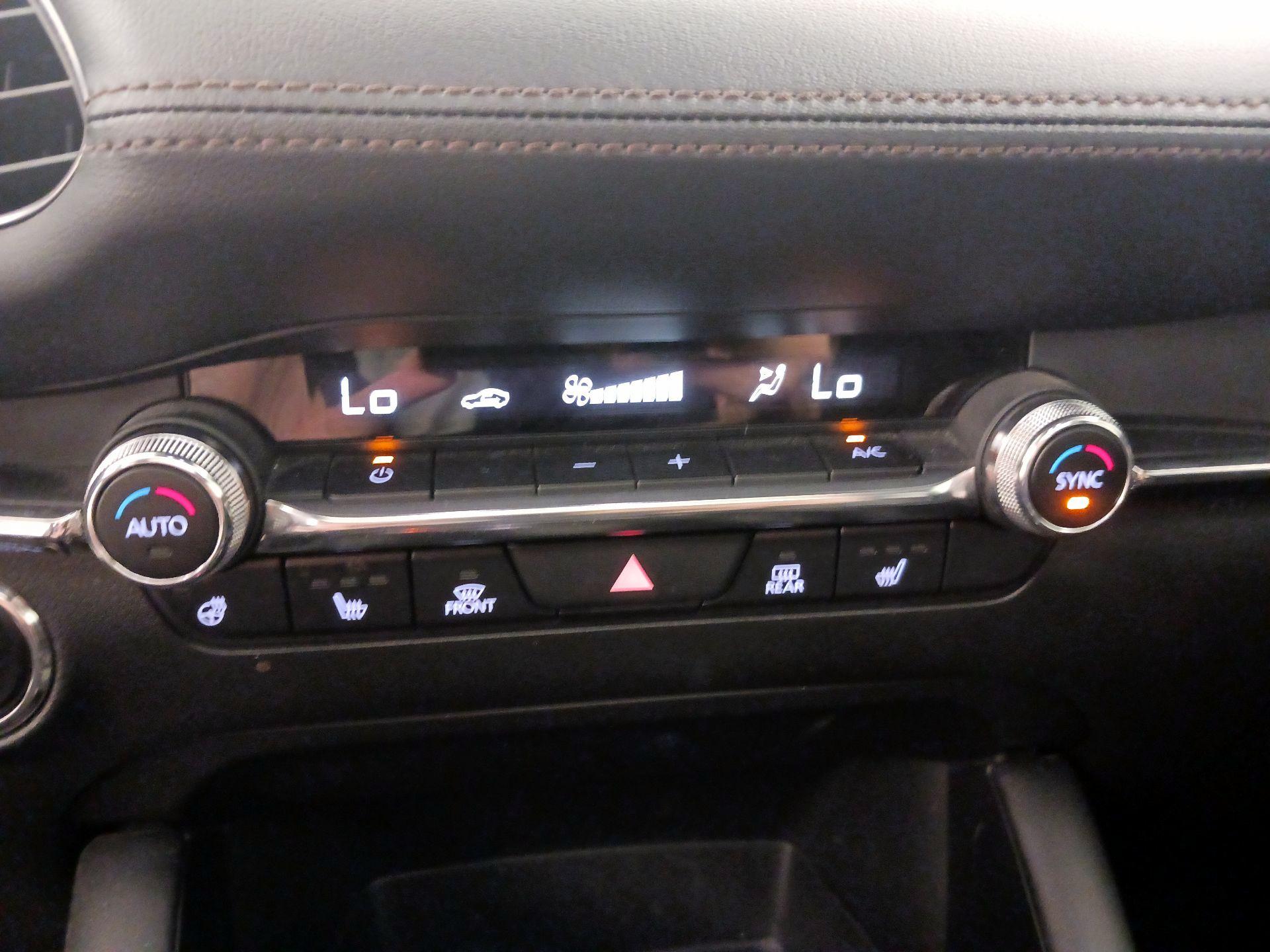 Thumbnail: 2022 Mazda Mazda3 - 17