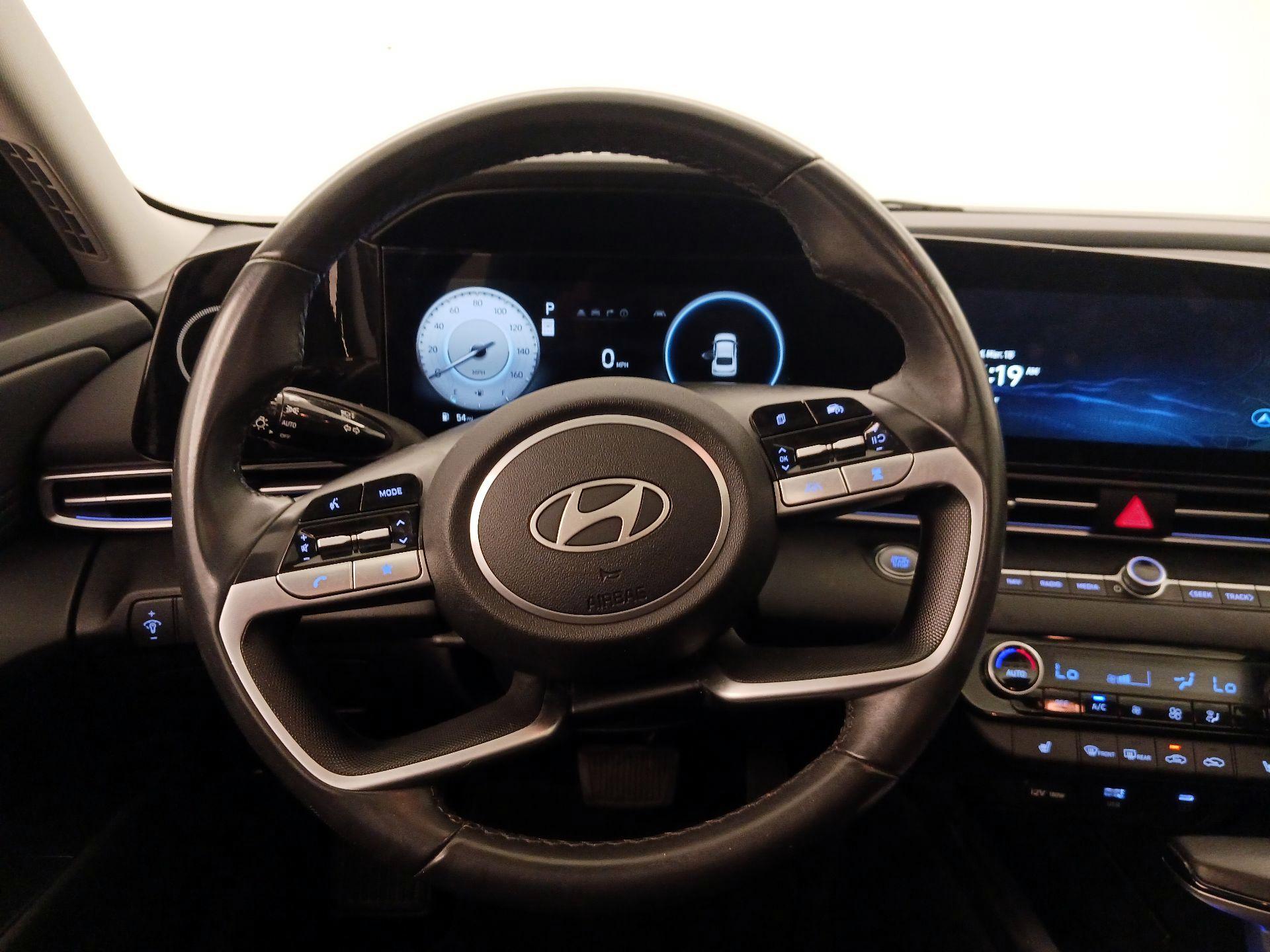 Thumbnail: 2025 Hyundai Elantra - 10