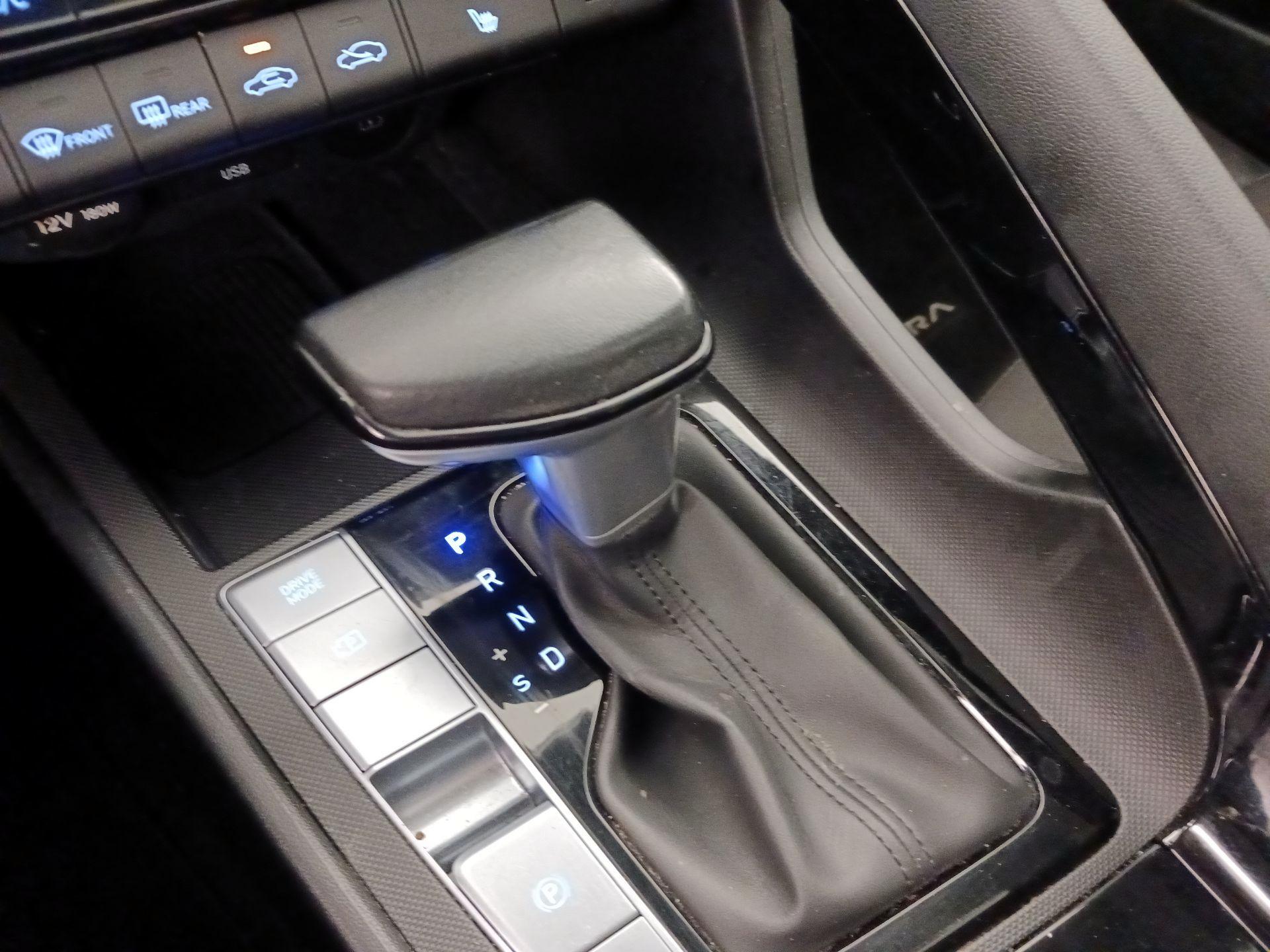 Thumbnail: 2025 Hyundai Elantra - 18