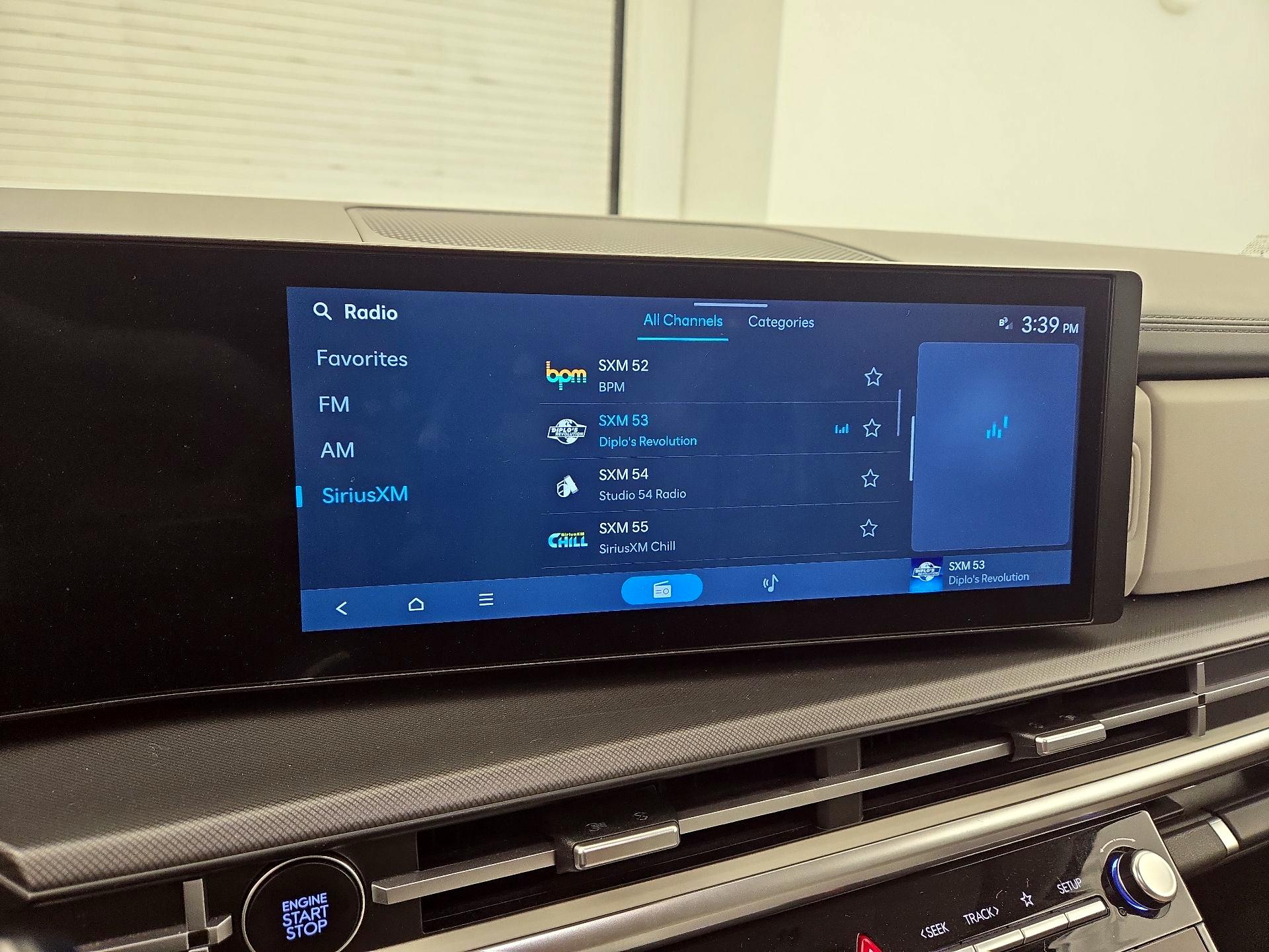 Thumbnail: 2025 Hyundai Santa Fe - 15