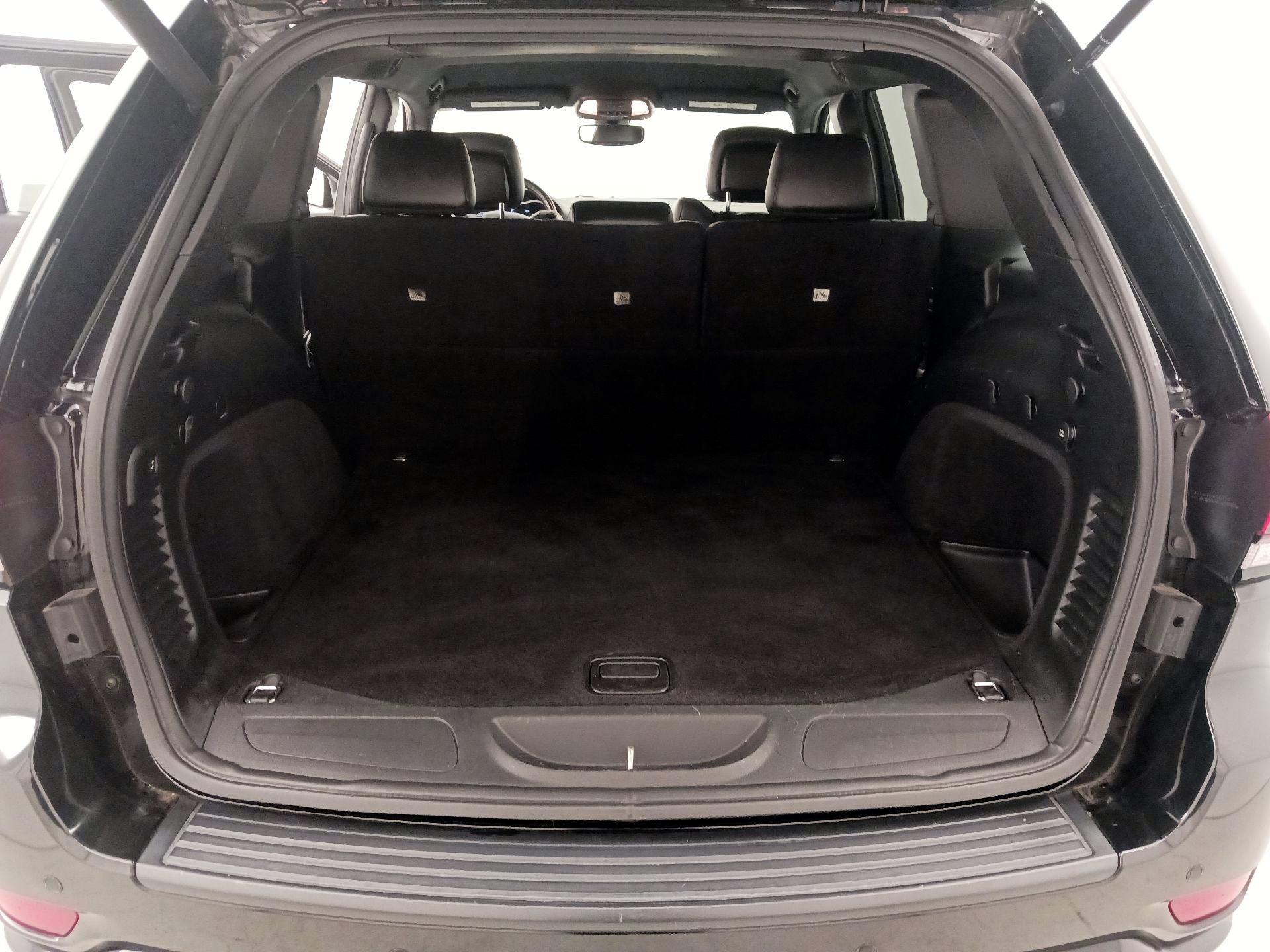 Thumbnail: 2019 Jeep Grand Cherokee - 20