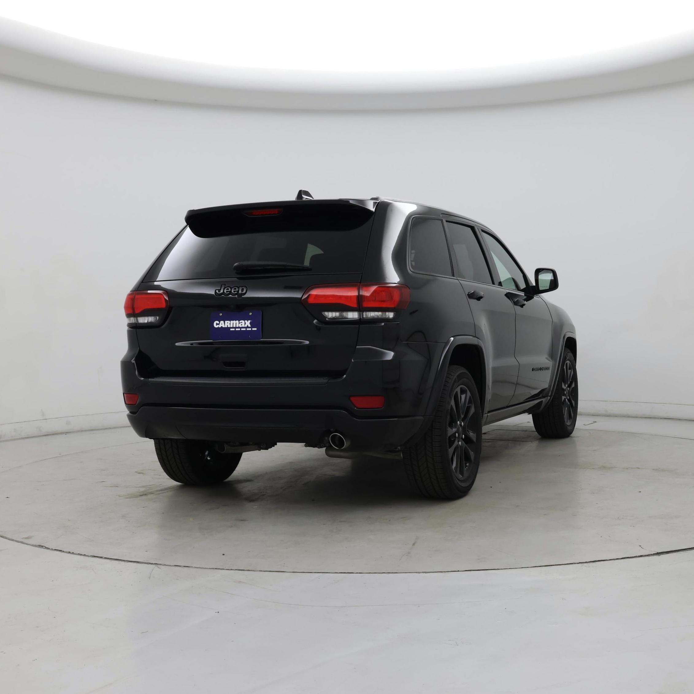 Thumbnail: 2019 Jeep Grand Cherokee - 8