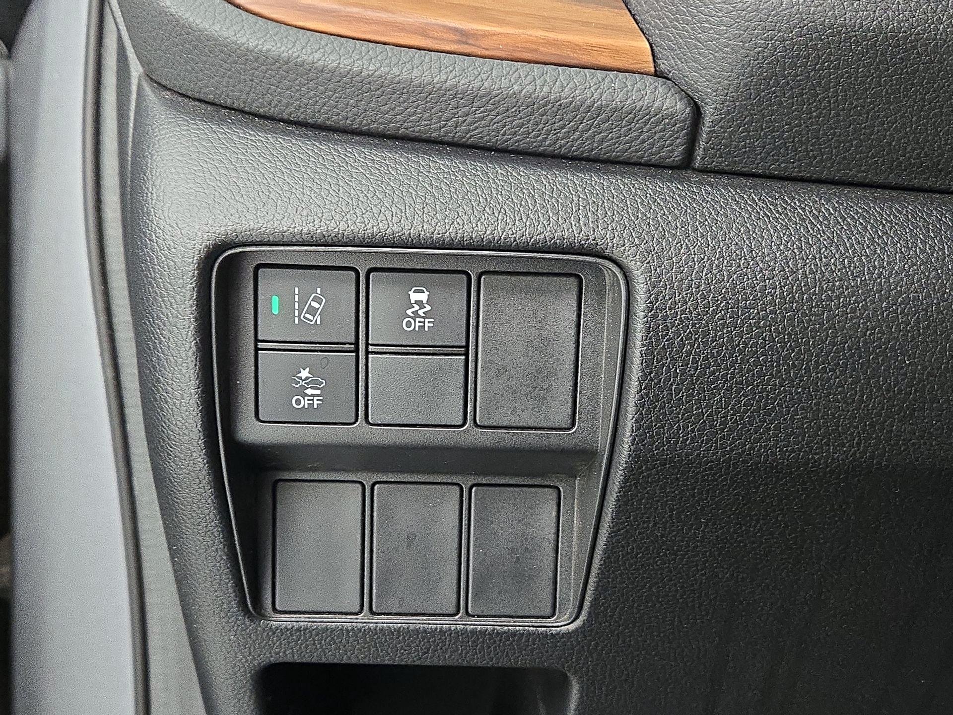 Thumbnail: 2018 Honda CR-V - 13