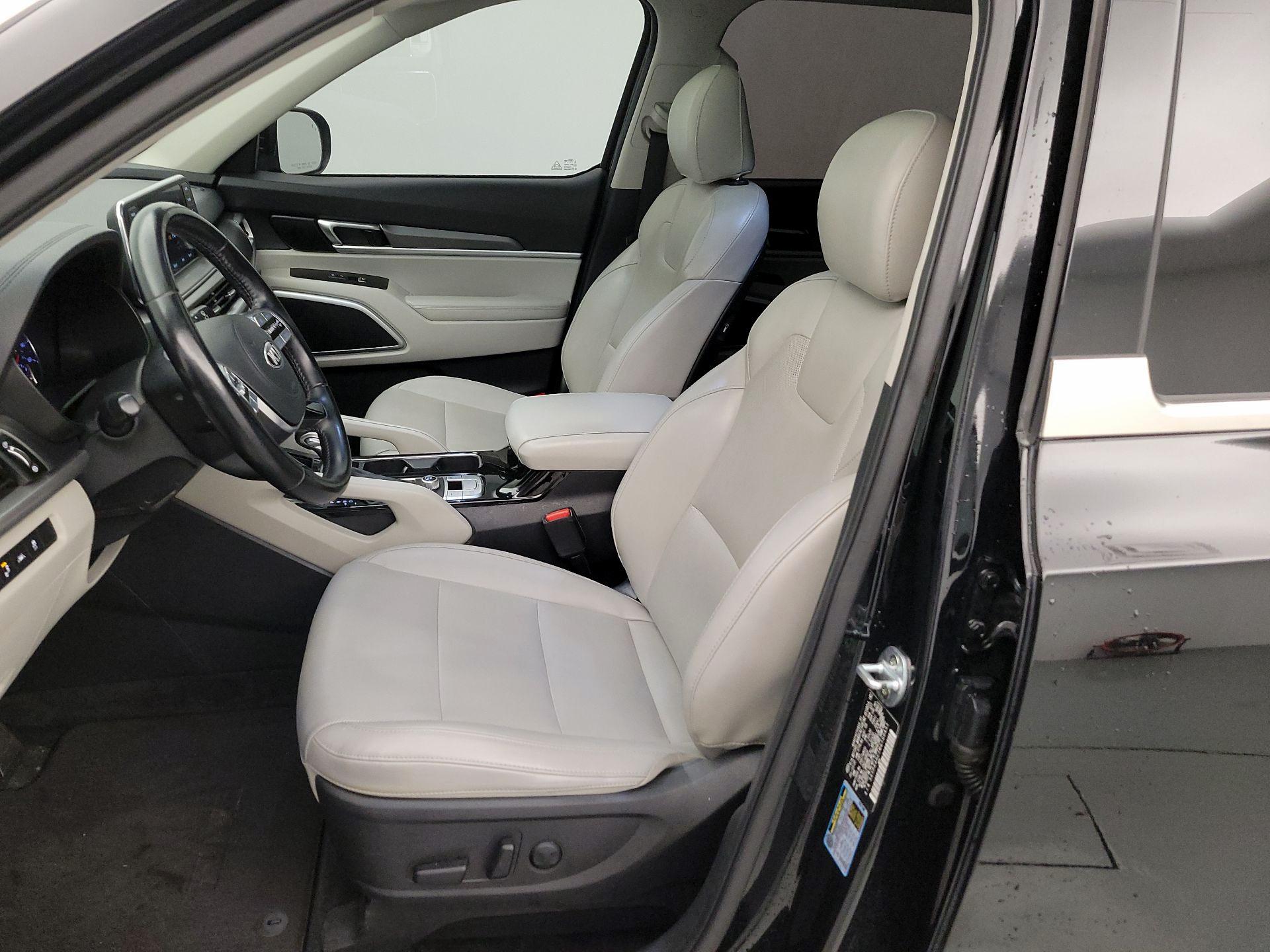 Thumbnail: 2021 Kia Telluride - 11