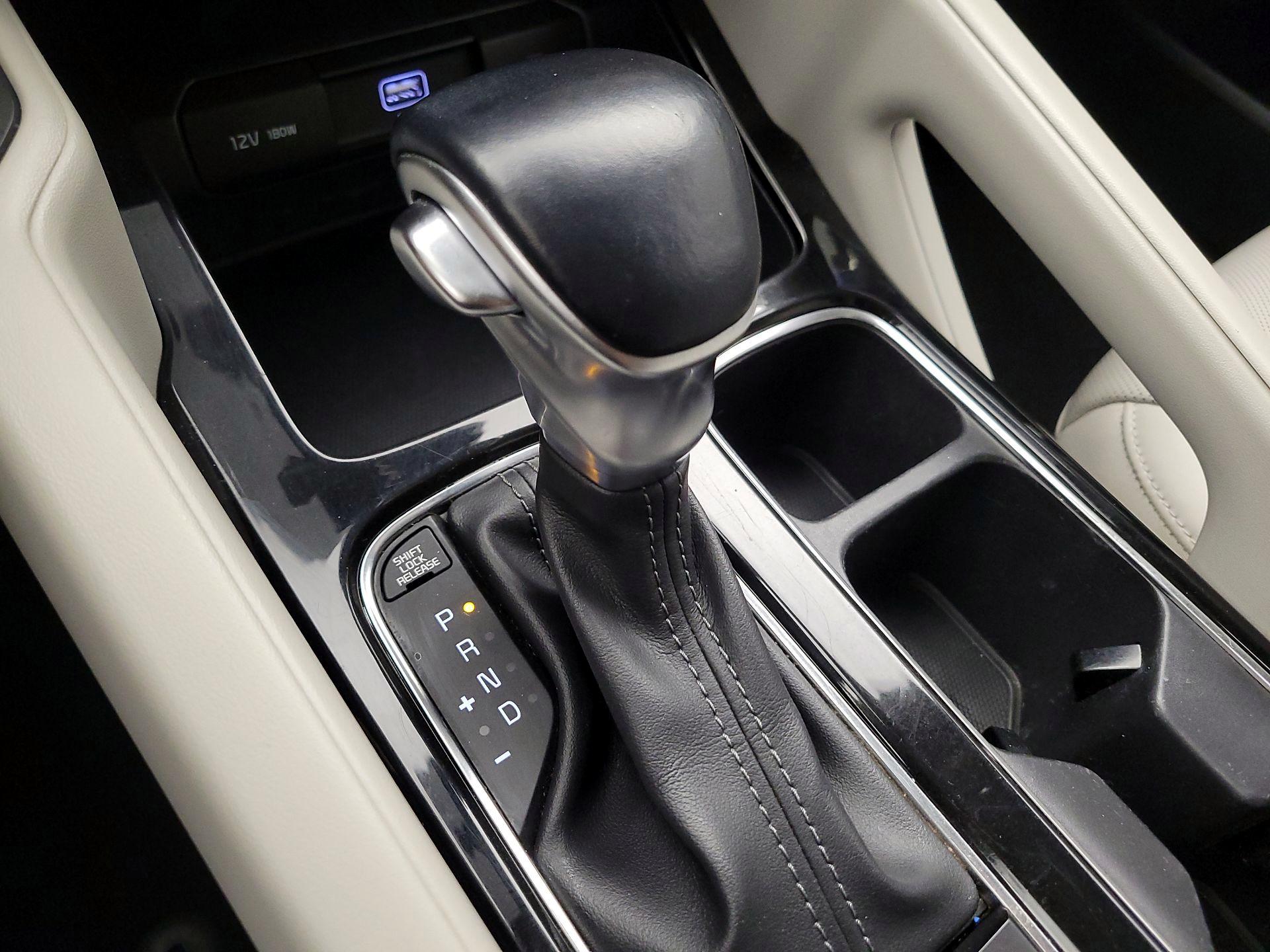 Thumbnail: 2021 Kia Telluride - 17