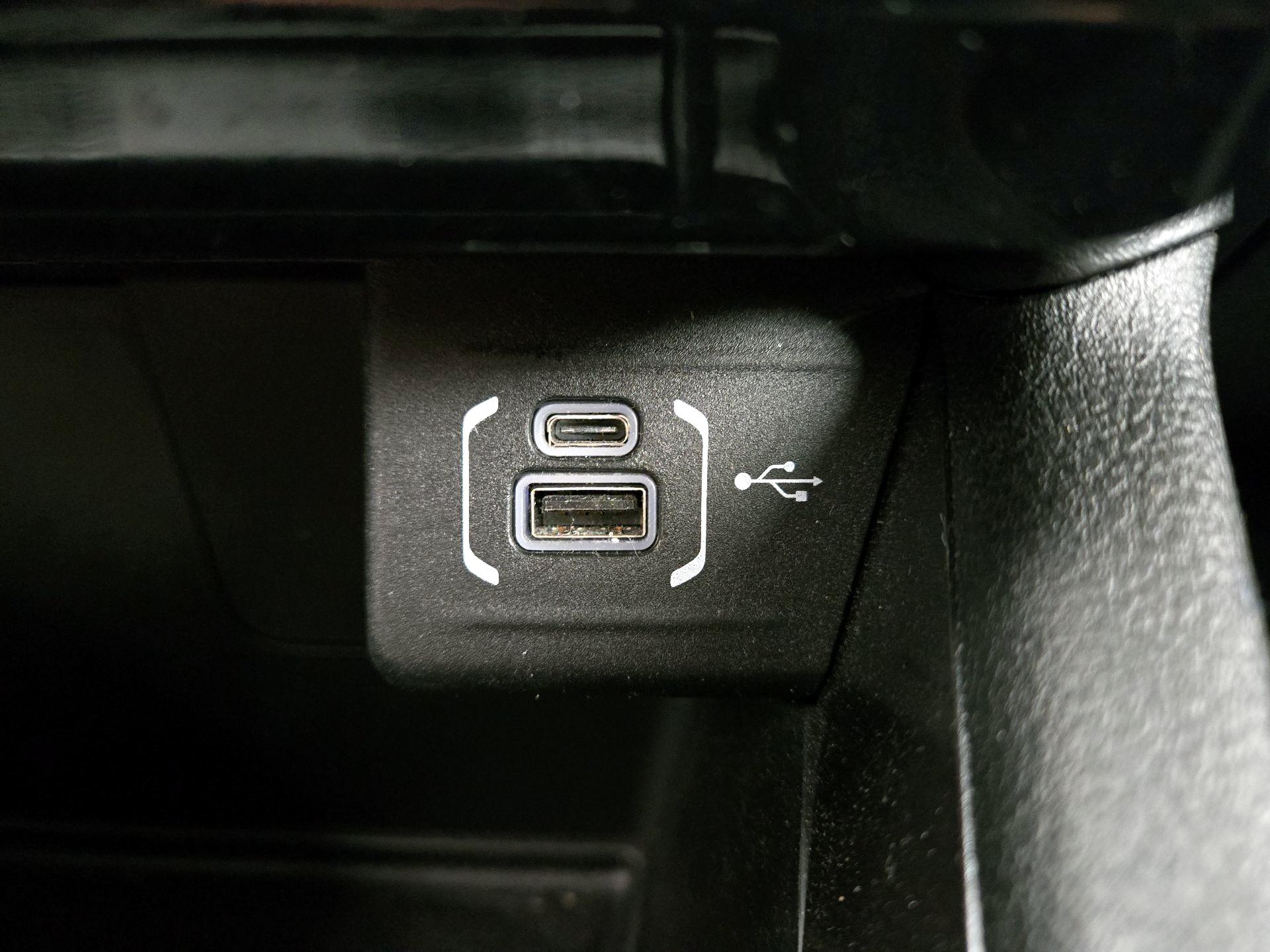 Thumbnail: 2022 Jeep Compass - 18
