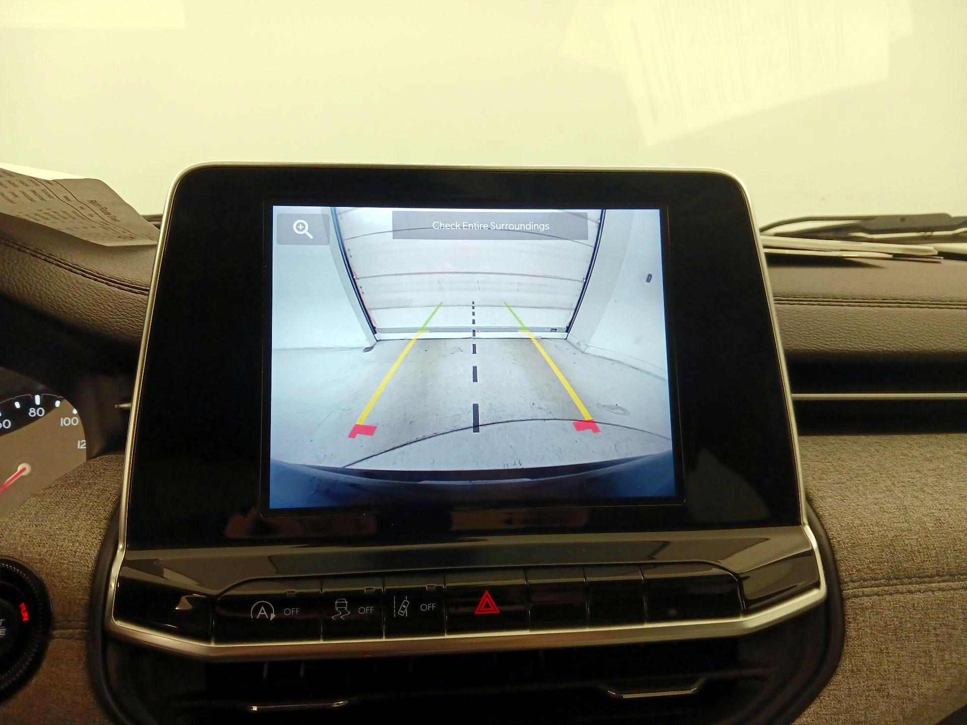 Thumbnail: 2022 Jeep Compass - 14