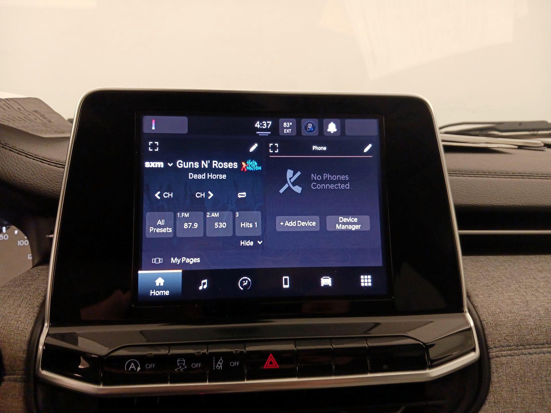 Thumbnail: 2022 Jeep Compass - 15