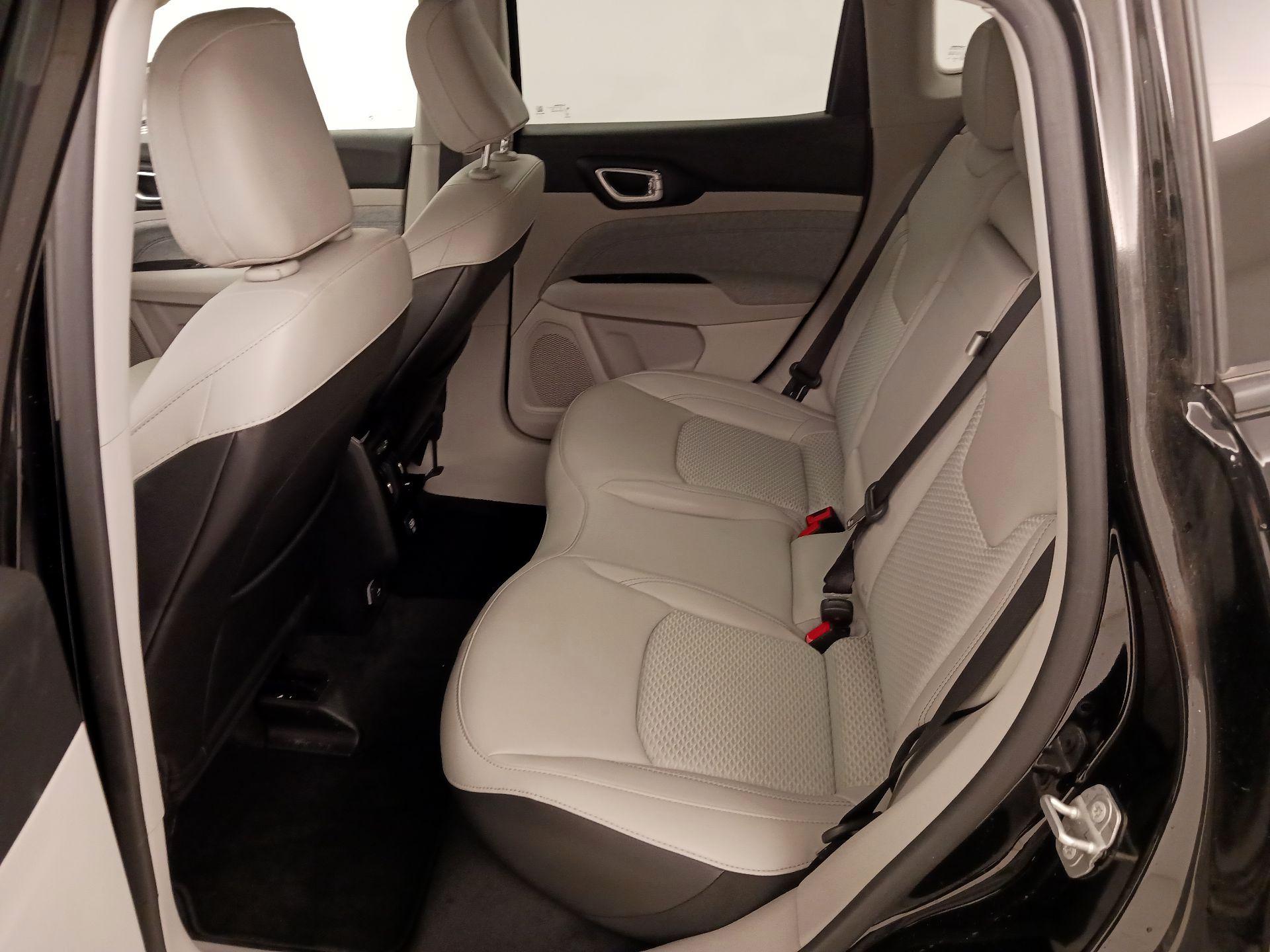 Thumbnail: 2022 Jeep Compass - 19