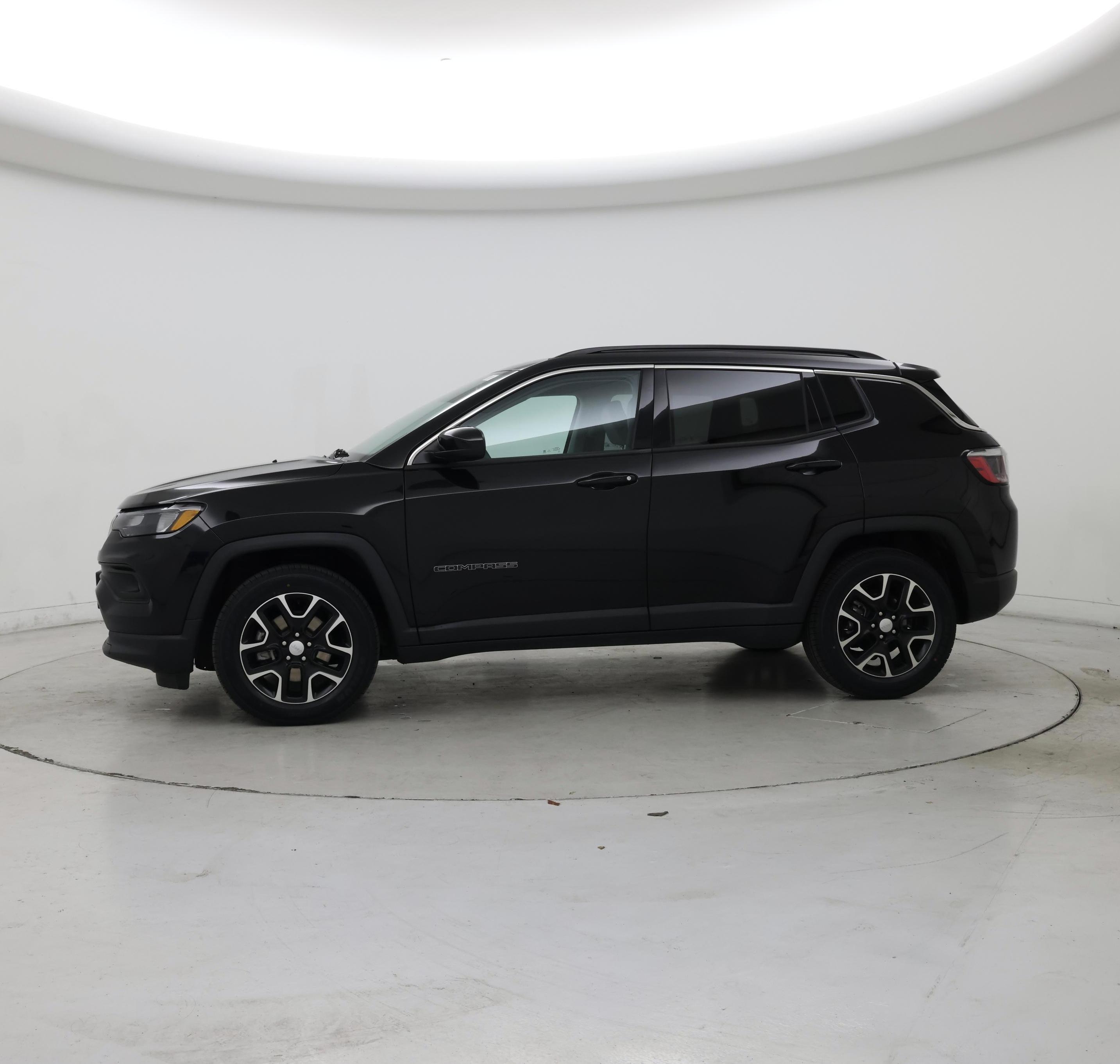 Thumbnail: 2022 Jeep Compass - 3