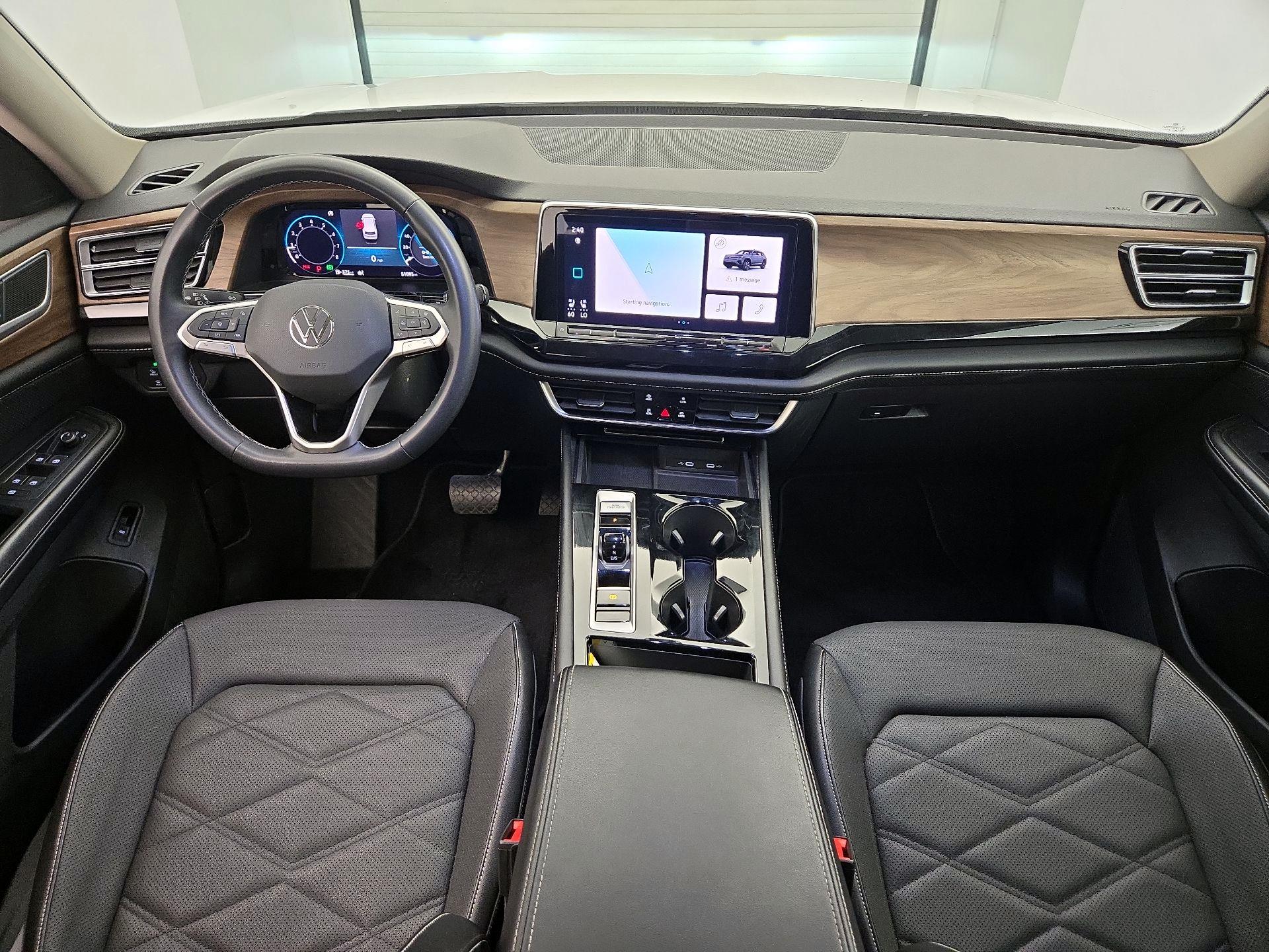 Thumbnail: 2024 Volkswagen Atlas - 9