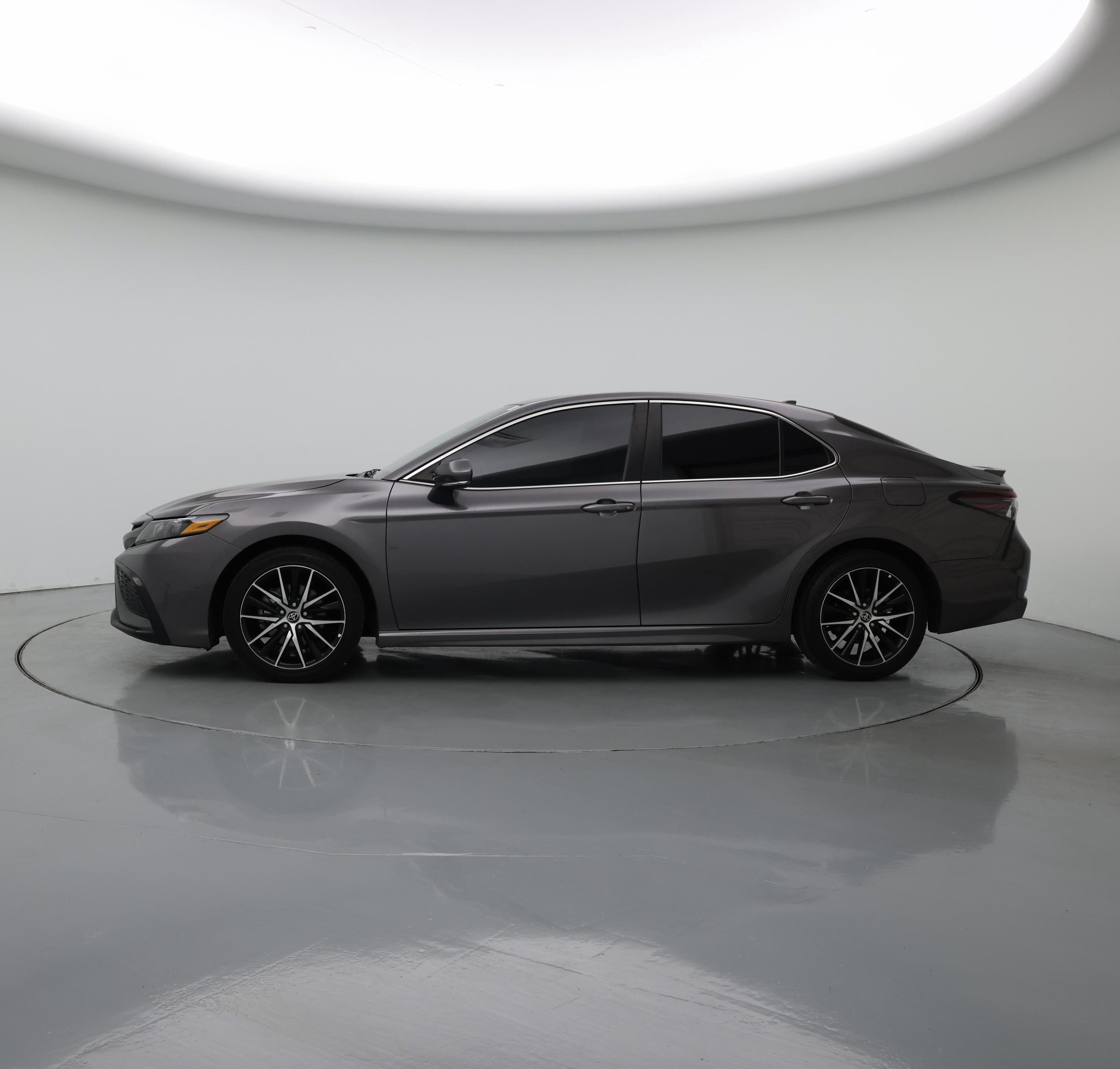 Thumbnail: 2023 Toyota Camry - 3