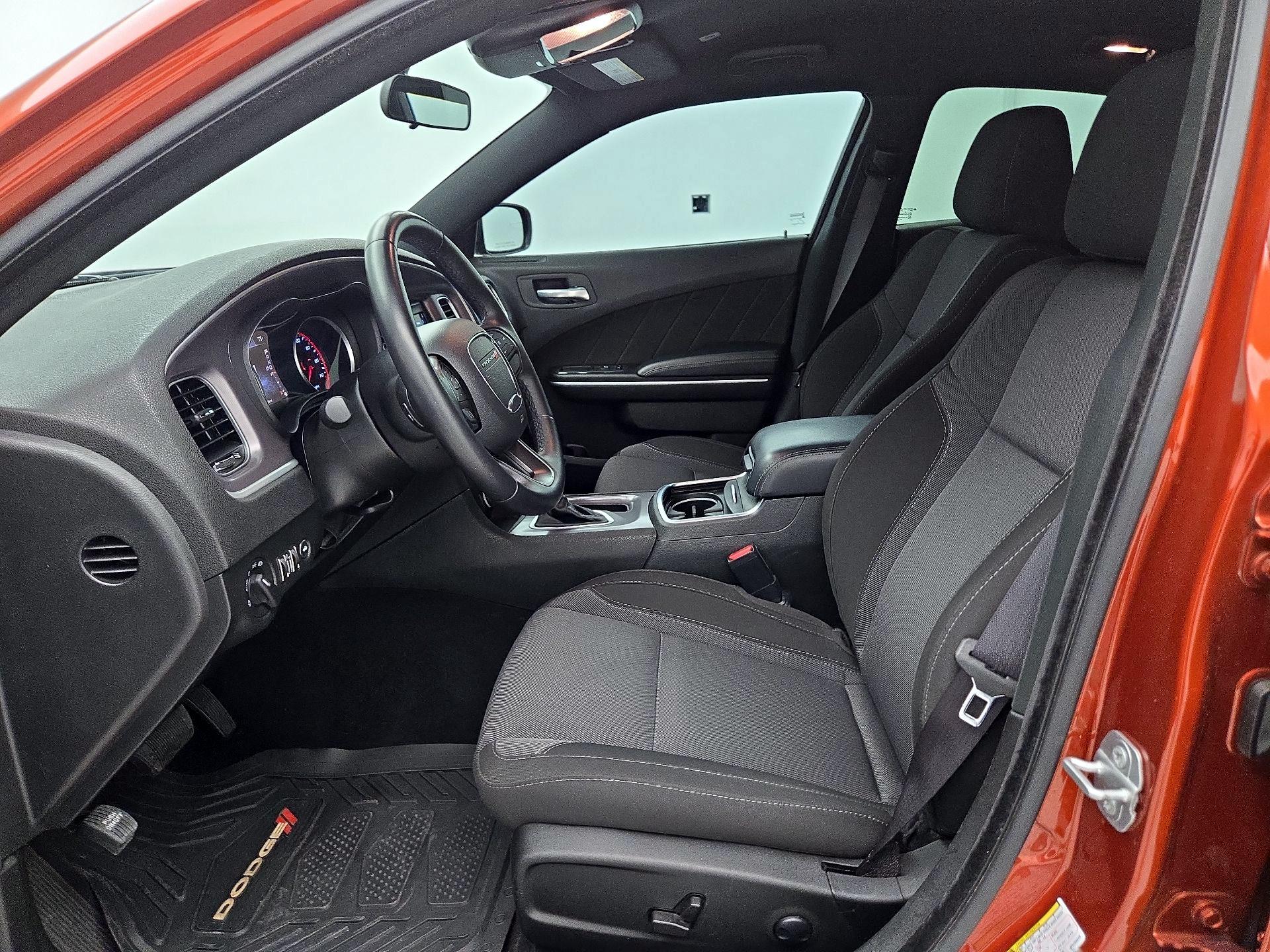 Thumbnail: 2022 Dodge Charger - 11