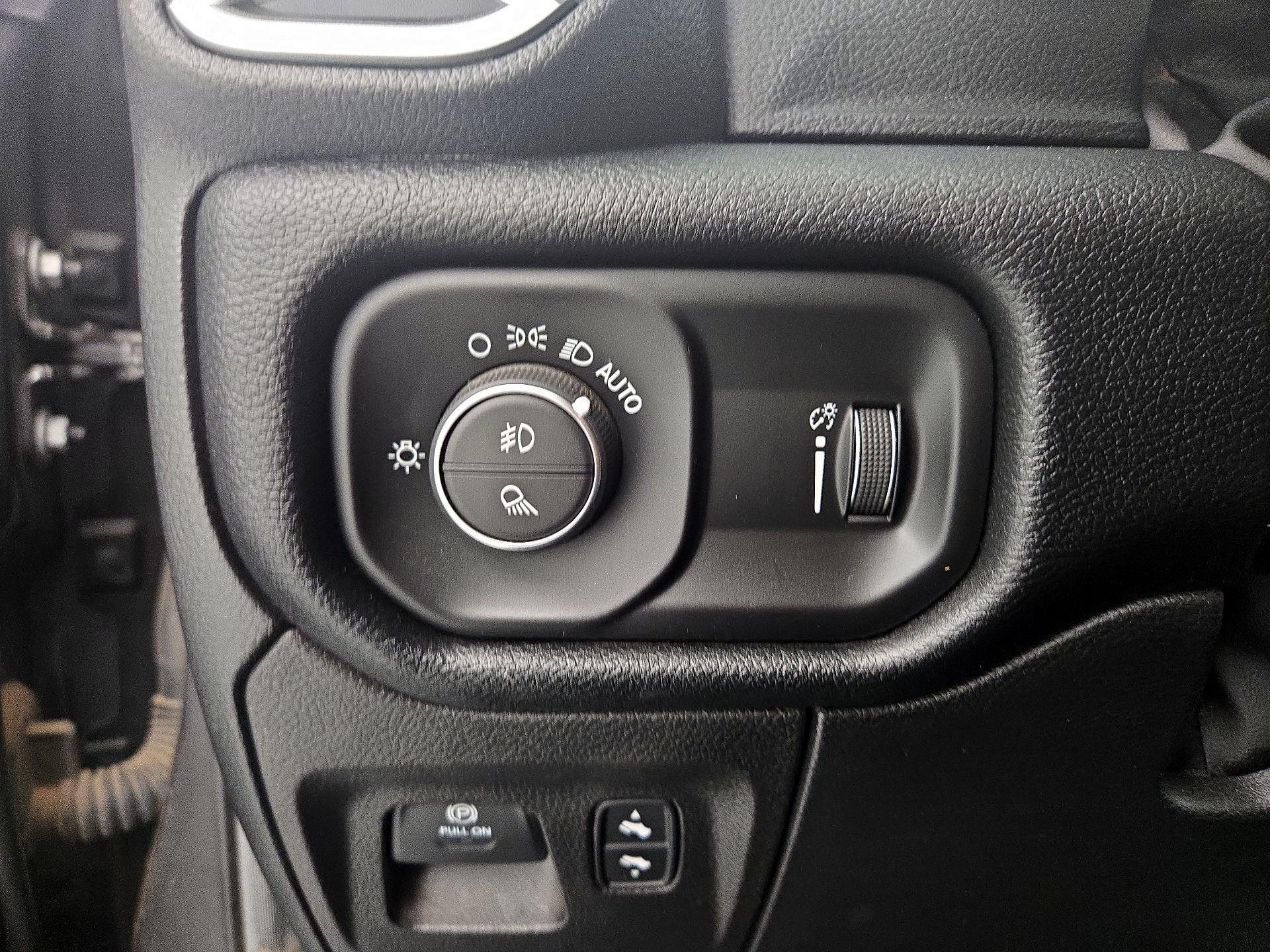 Thumbnail: 2022 RAM 1500 - 13